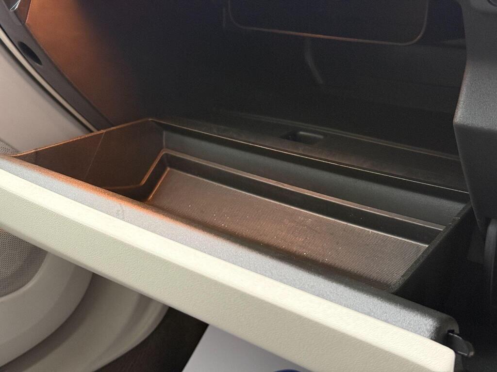 Volvo V40 - Image 63