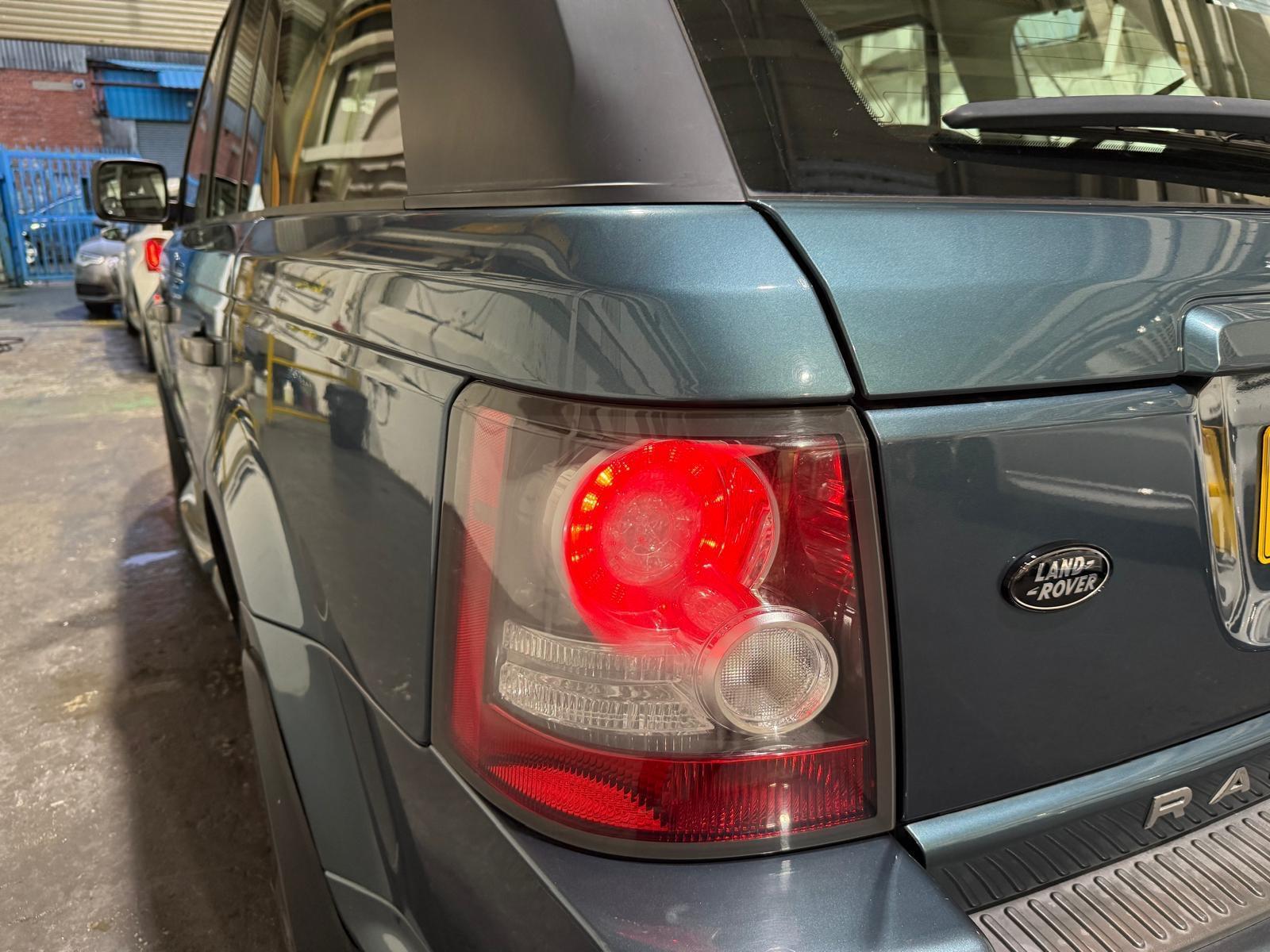 Land Rover RANGE ROVER SPORT - Image 9