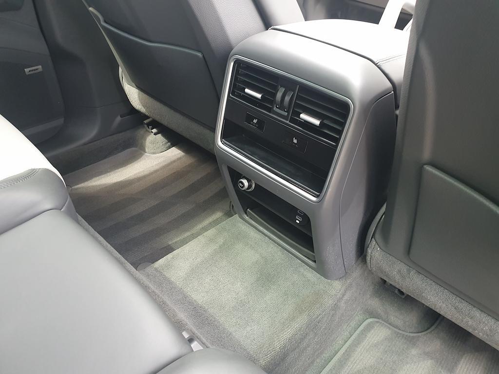 Porsche Cayenne - Image 70