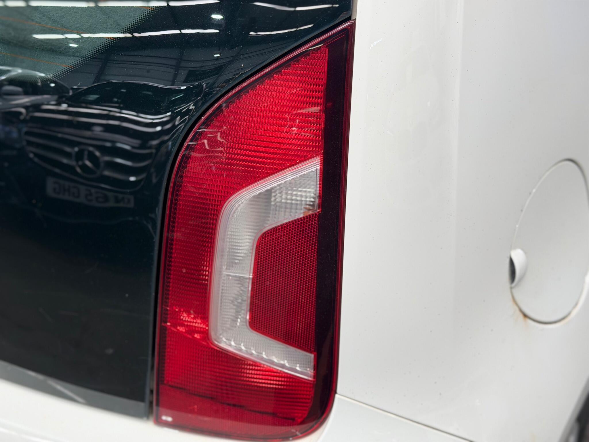 Volkswagen up! - Image 14