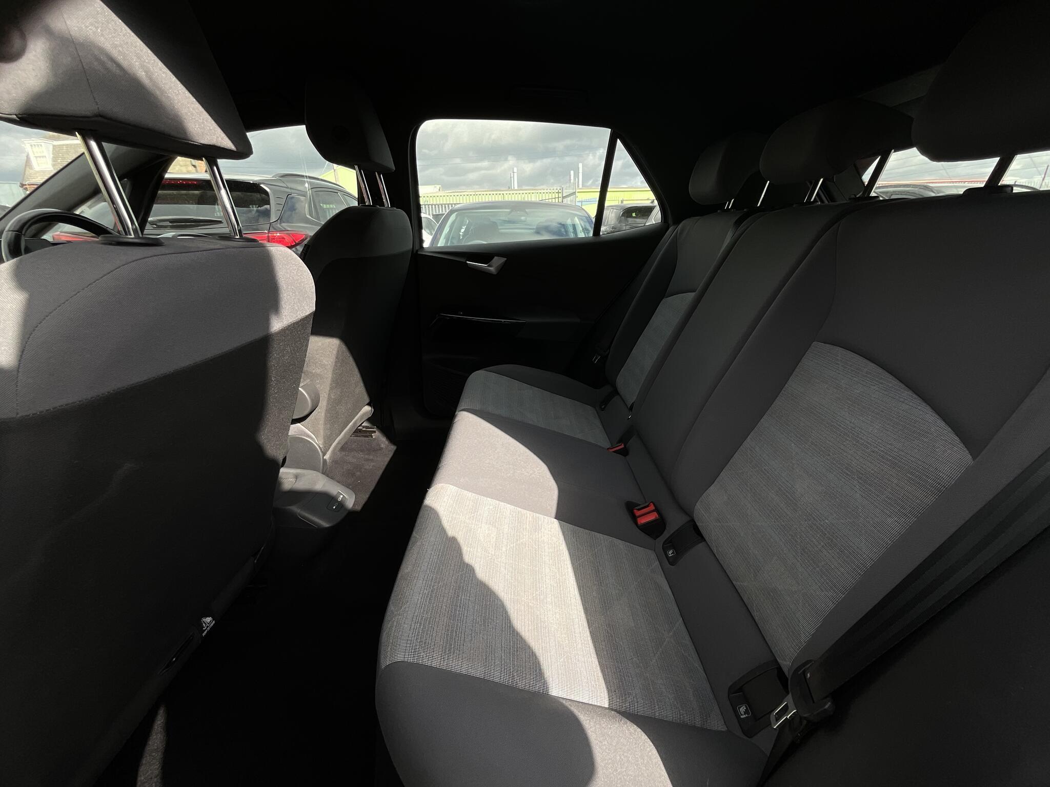 Volkswagen ID.3 - Image 15