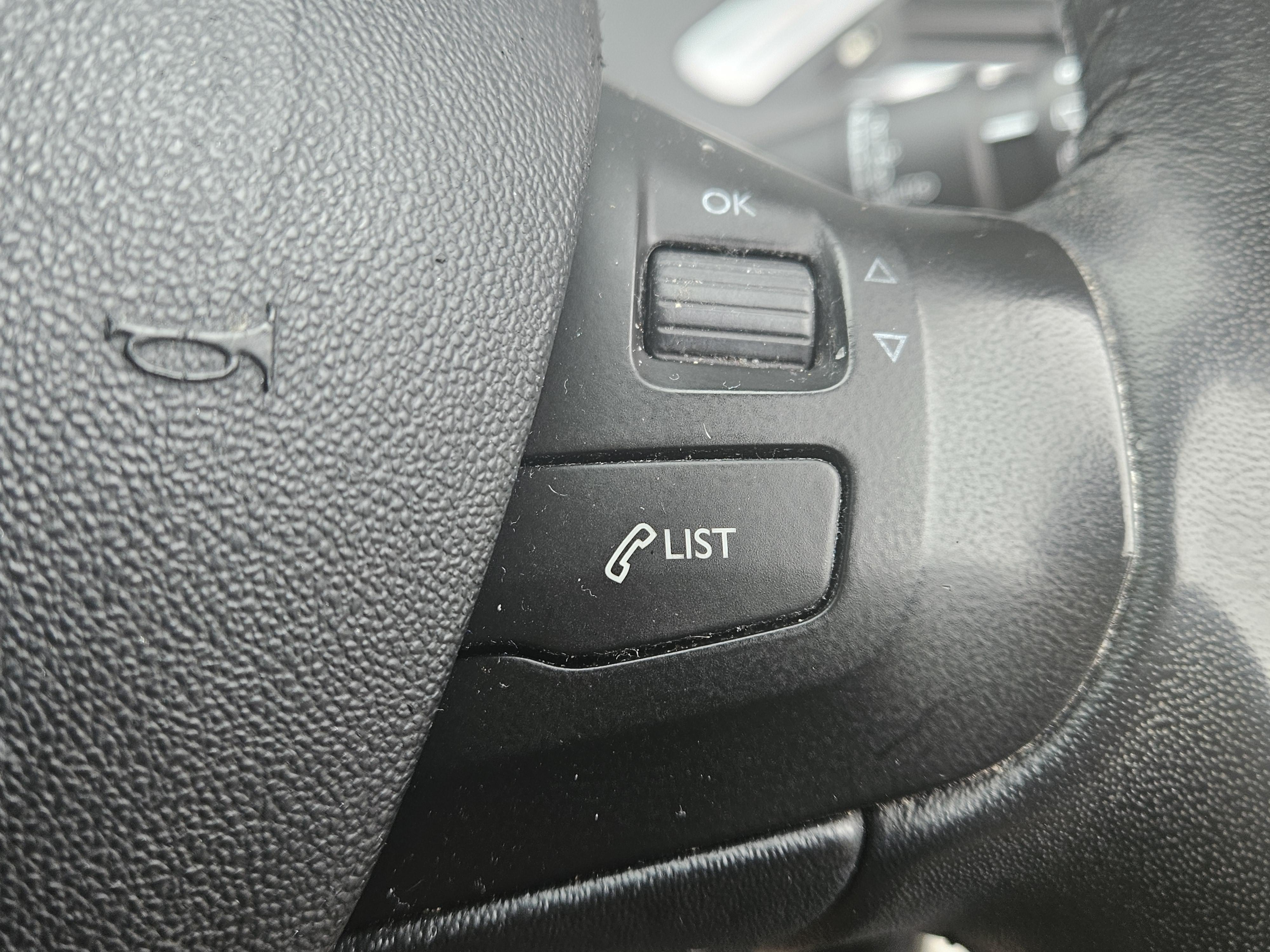 Peugeot 208 - Image 29