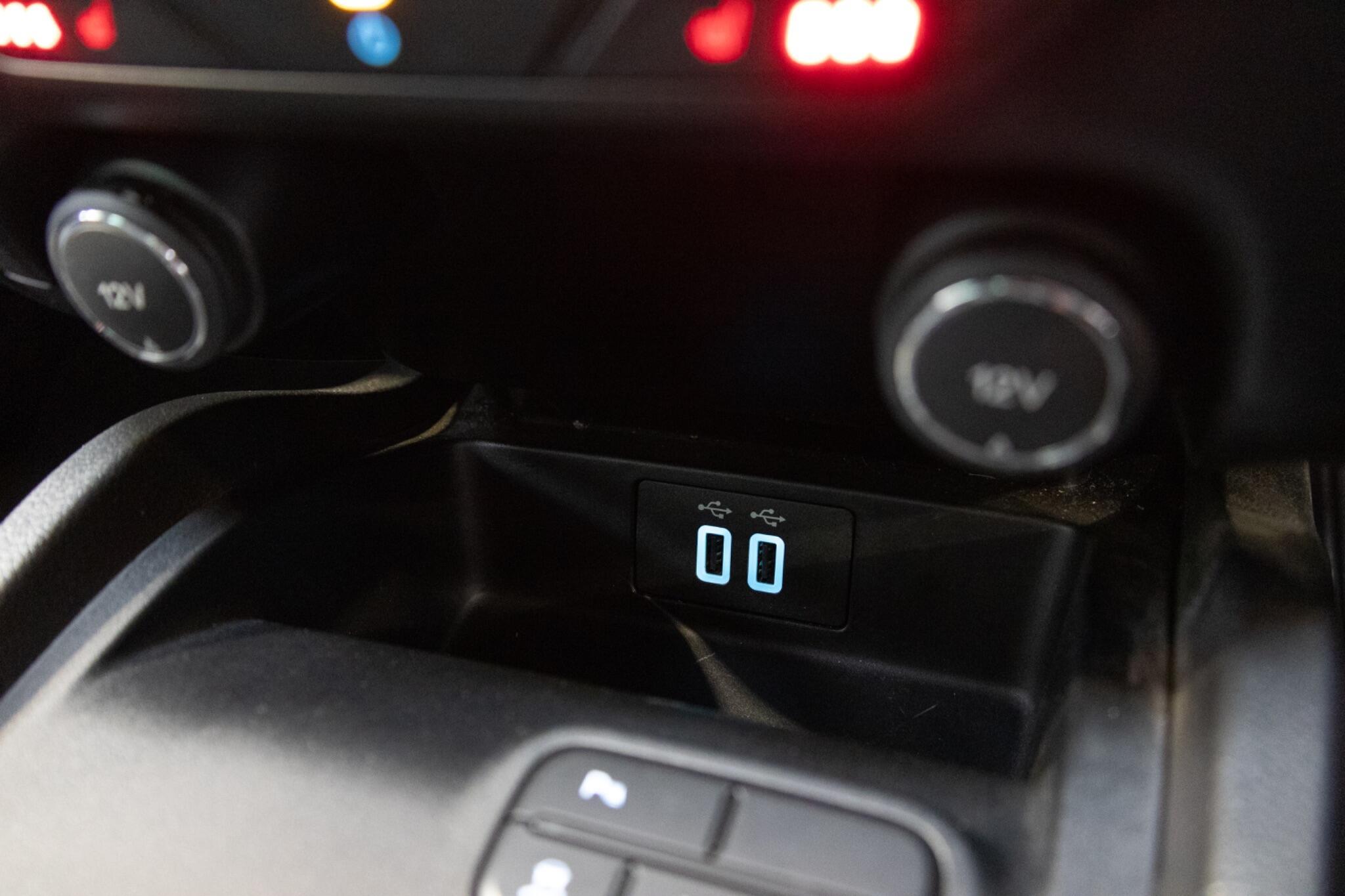 Ford Ranger - Image 27