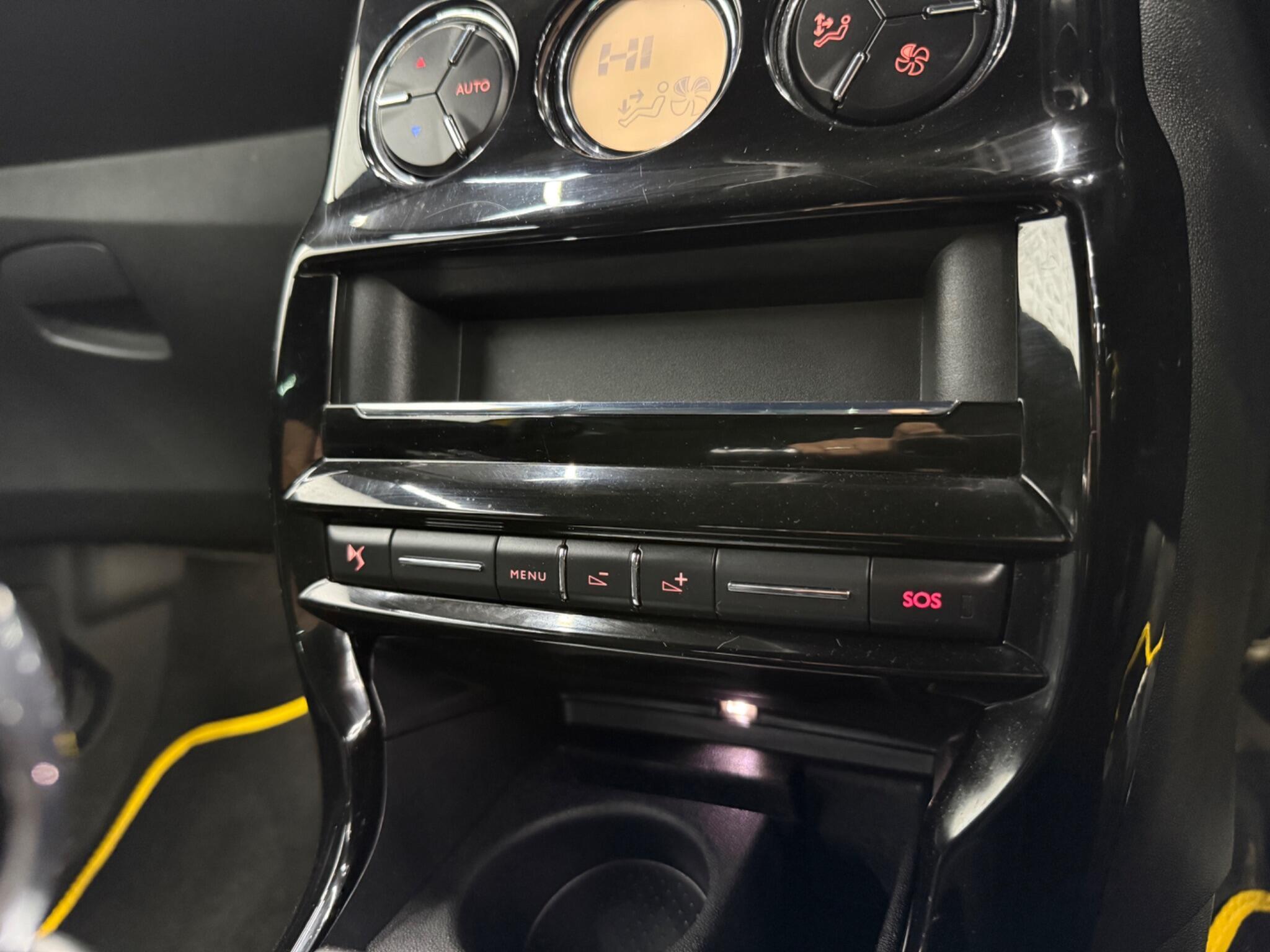 DS AUTOMOBILES DS 3 - Image 39