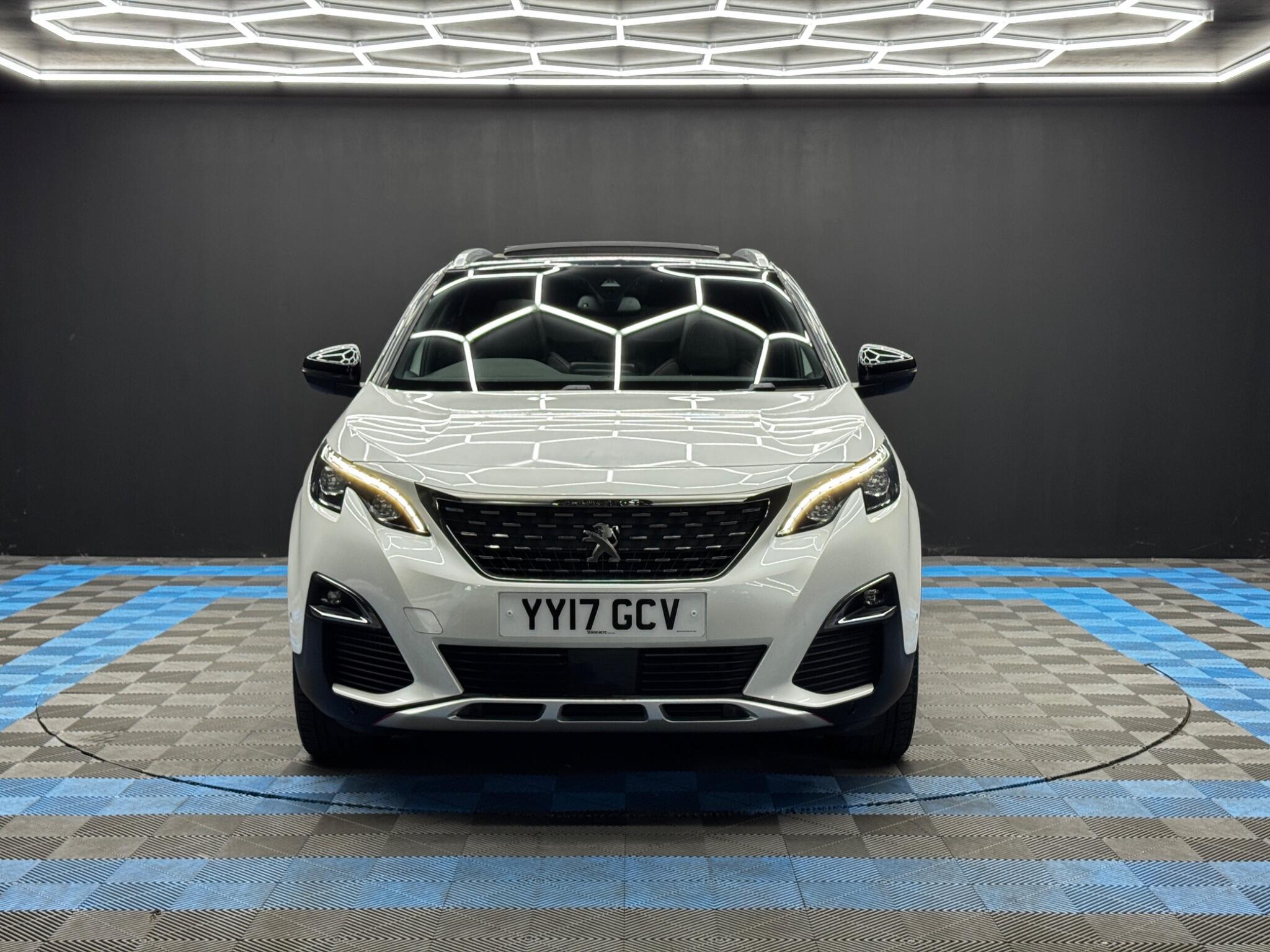 Peugeot 3008 - Image 2