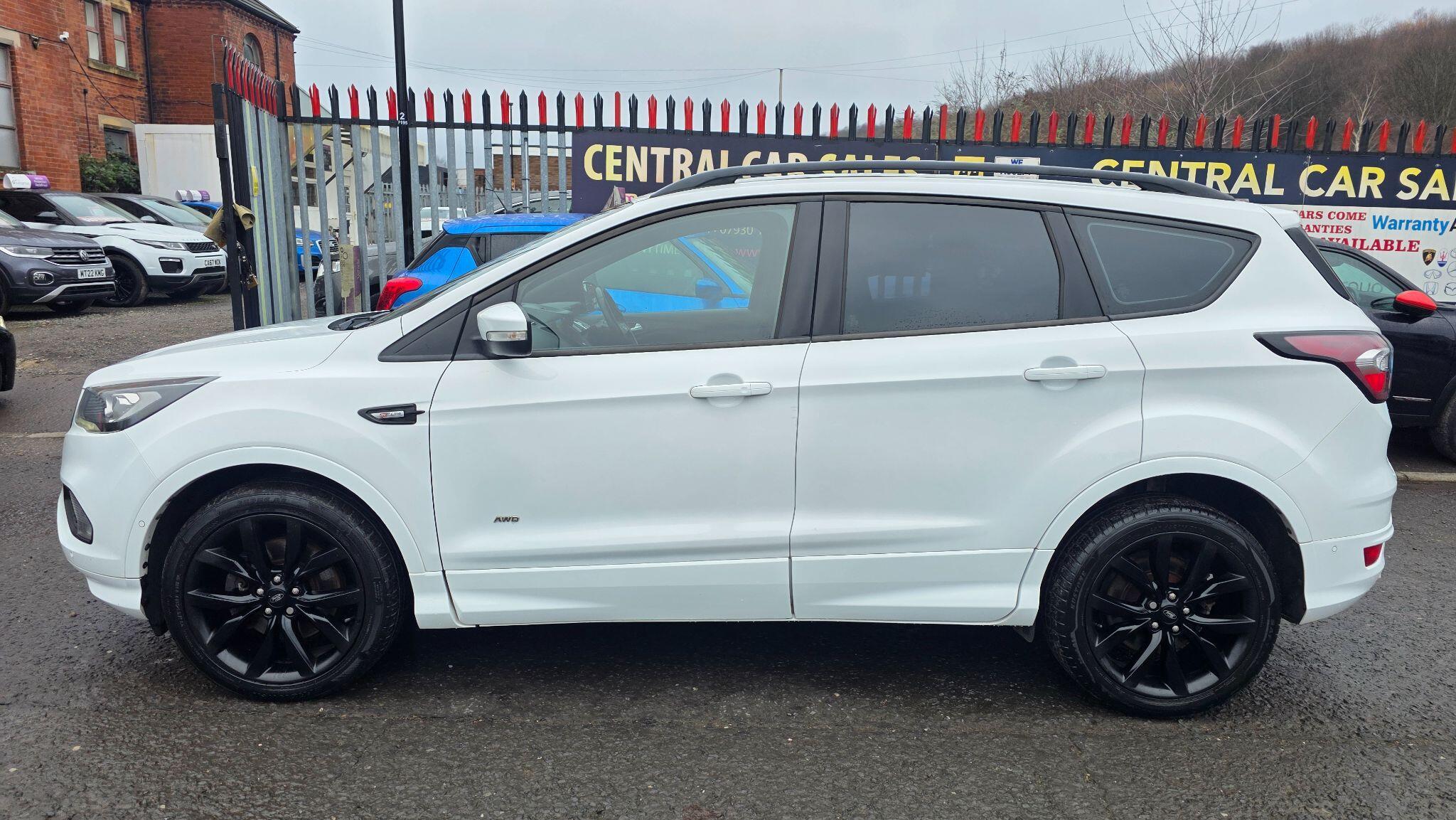 Ford Kuga - Image 16