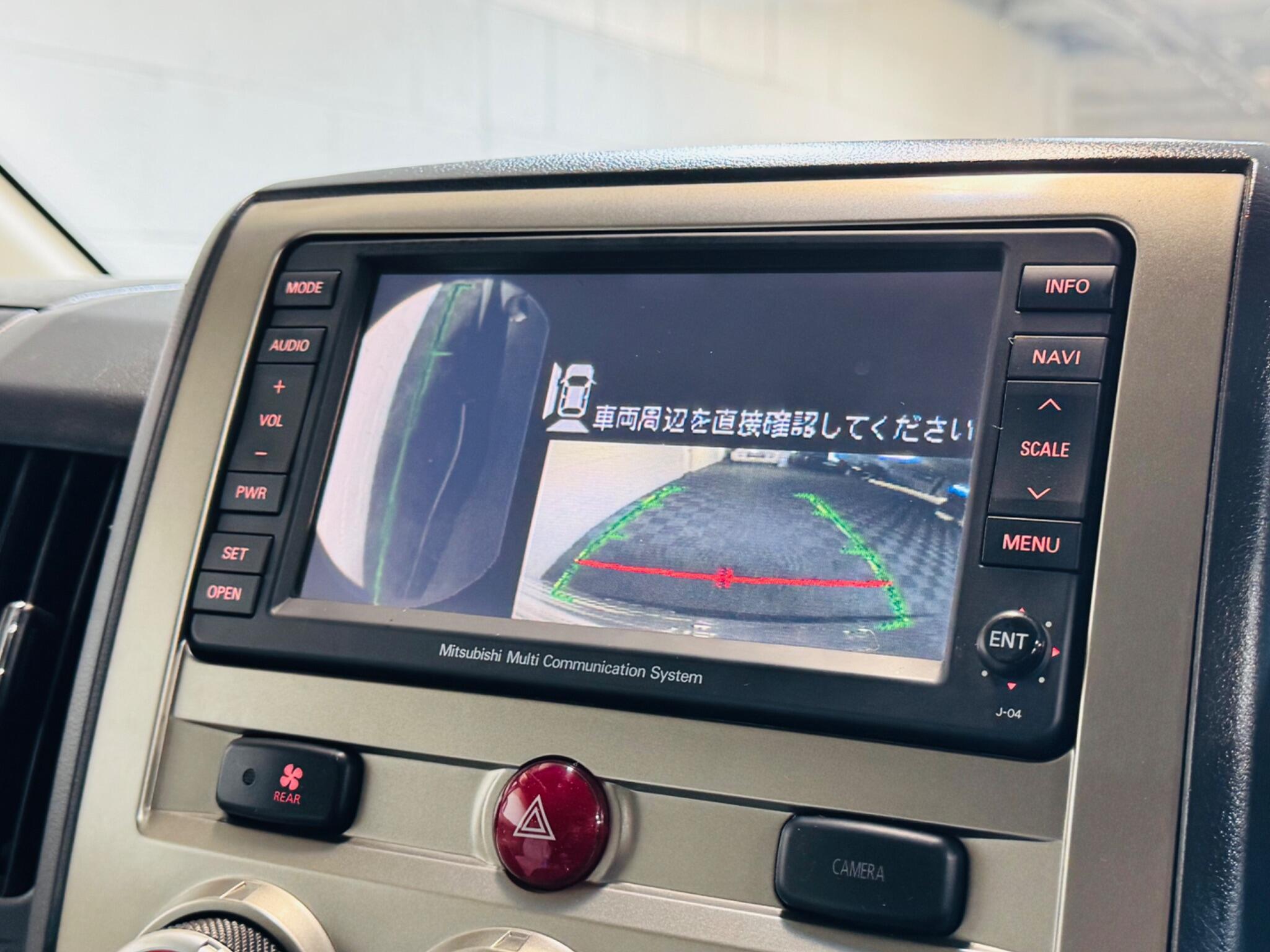 Mitsubishi Delica - Image 15