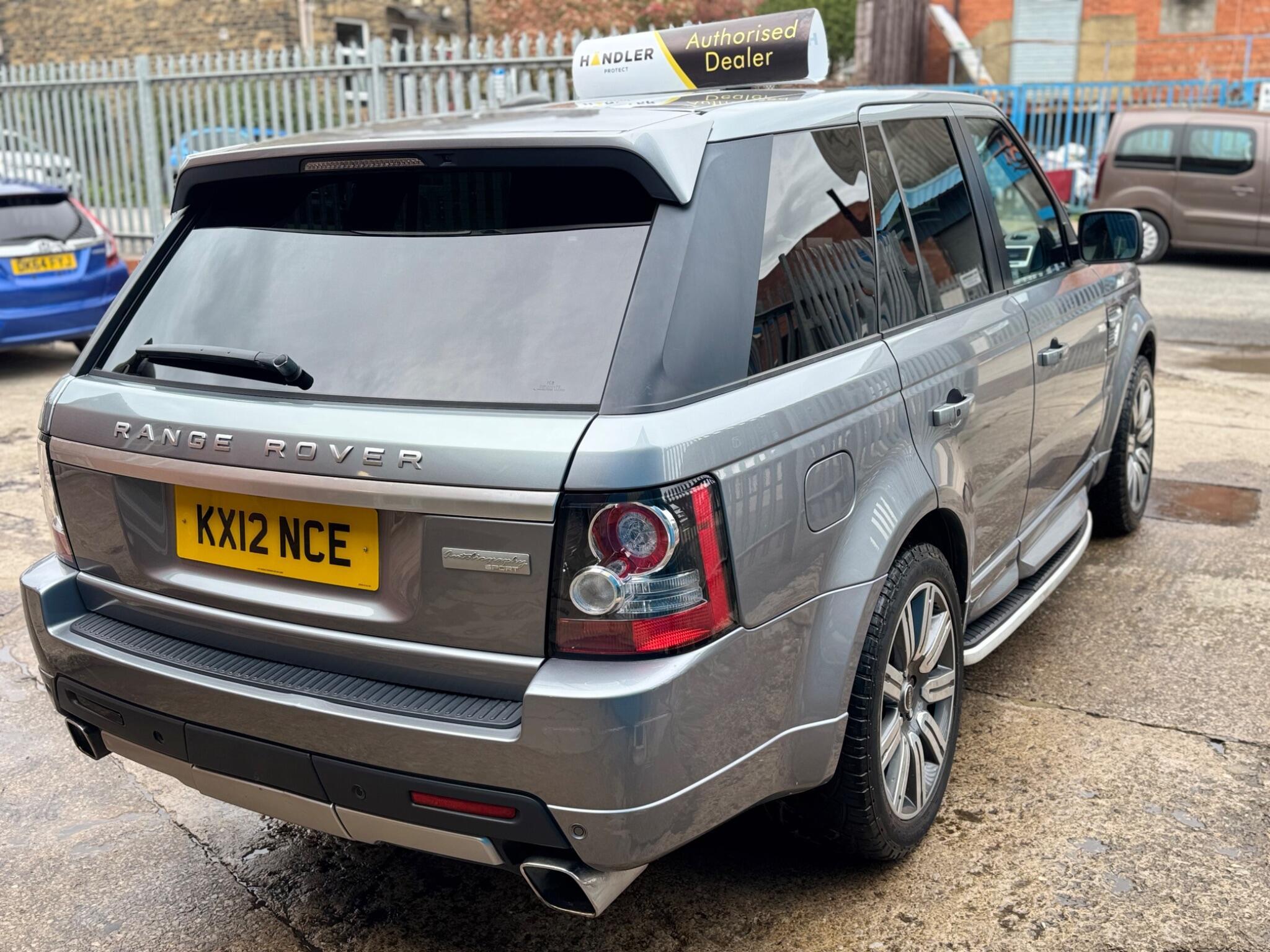 Land Rover RANGE ROVER SPORT - Image 16