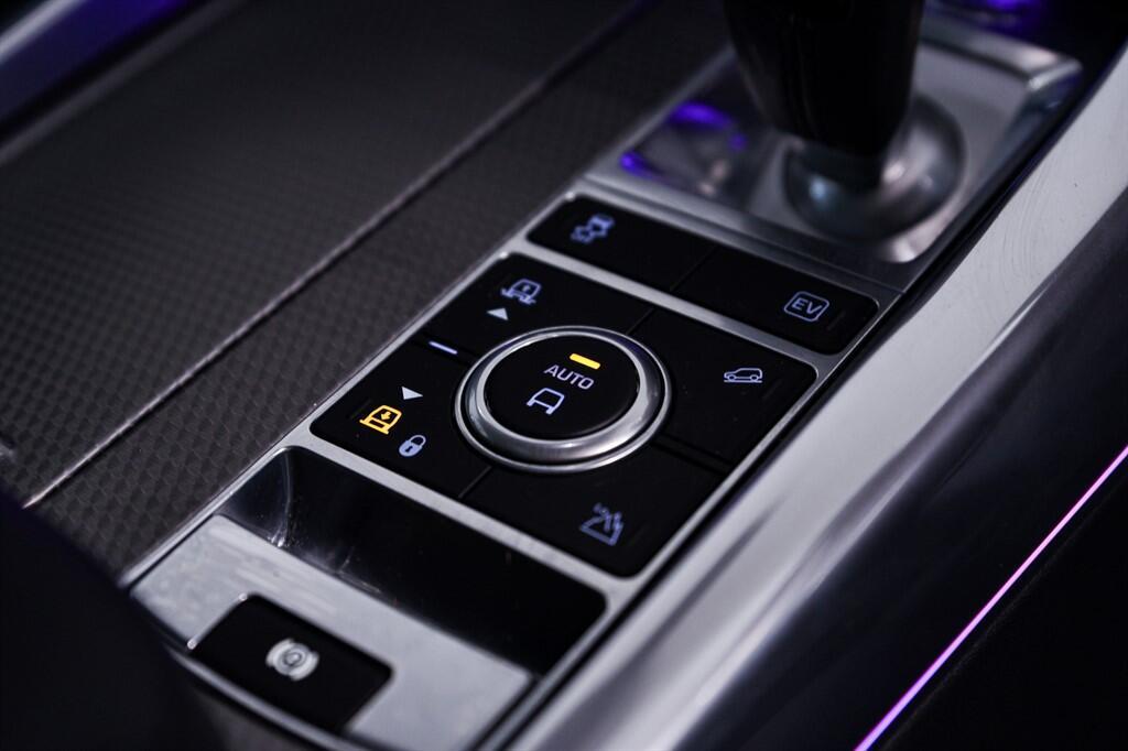 Land Rover RANGE ROVER SPORT - Image 20