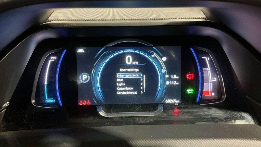 Hyundai Ioniq - Image 8