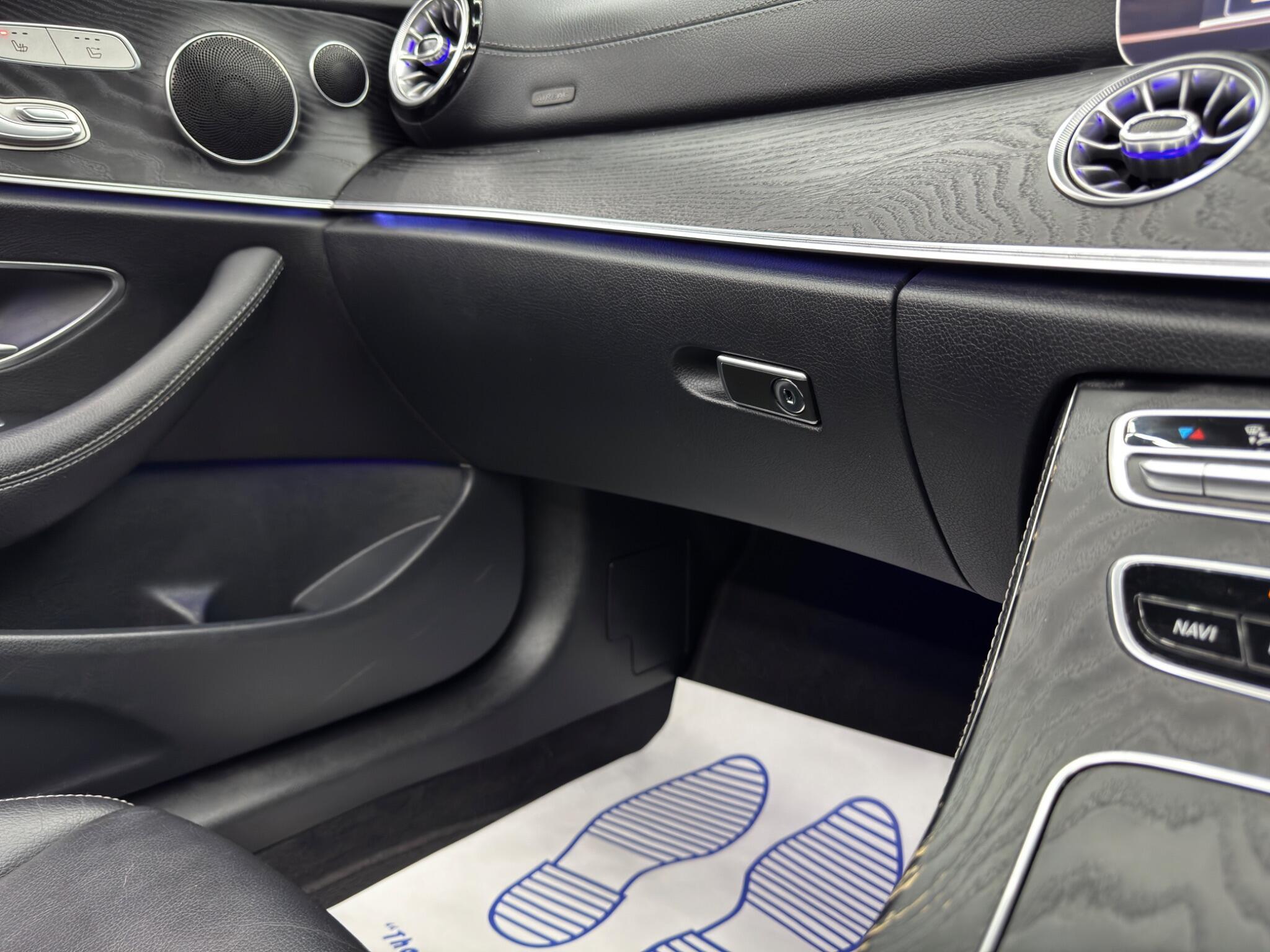 Mercedes E Class - Image 34