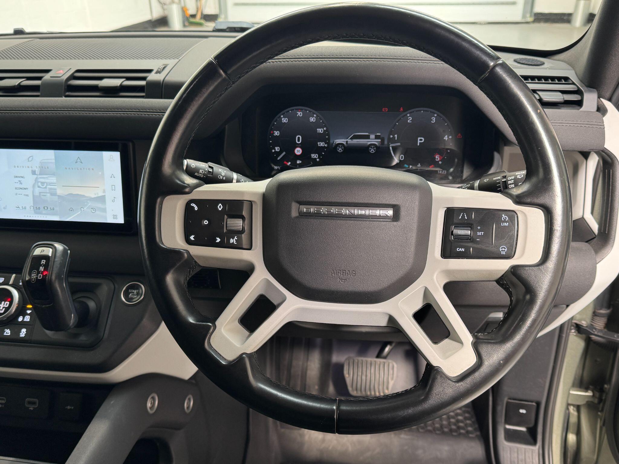 Land Rover Defender 110 - Image 32