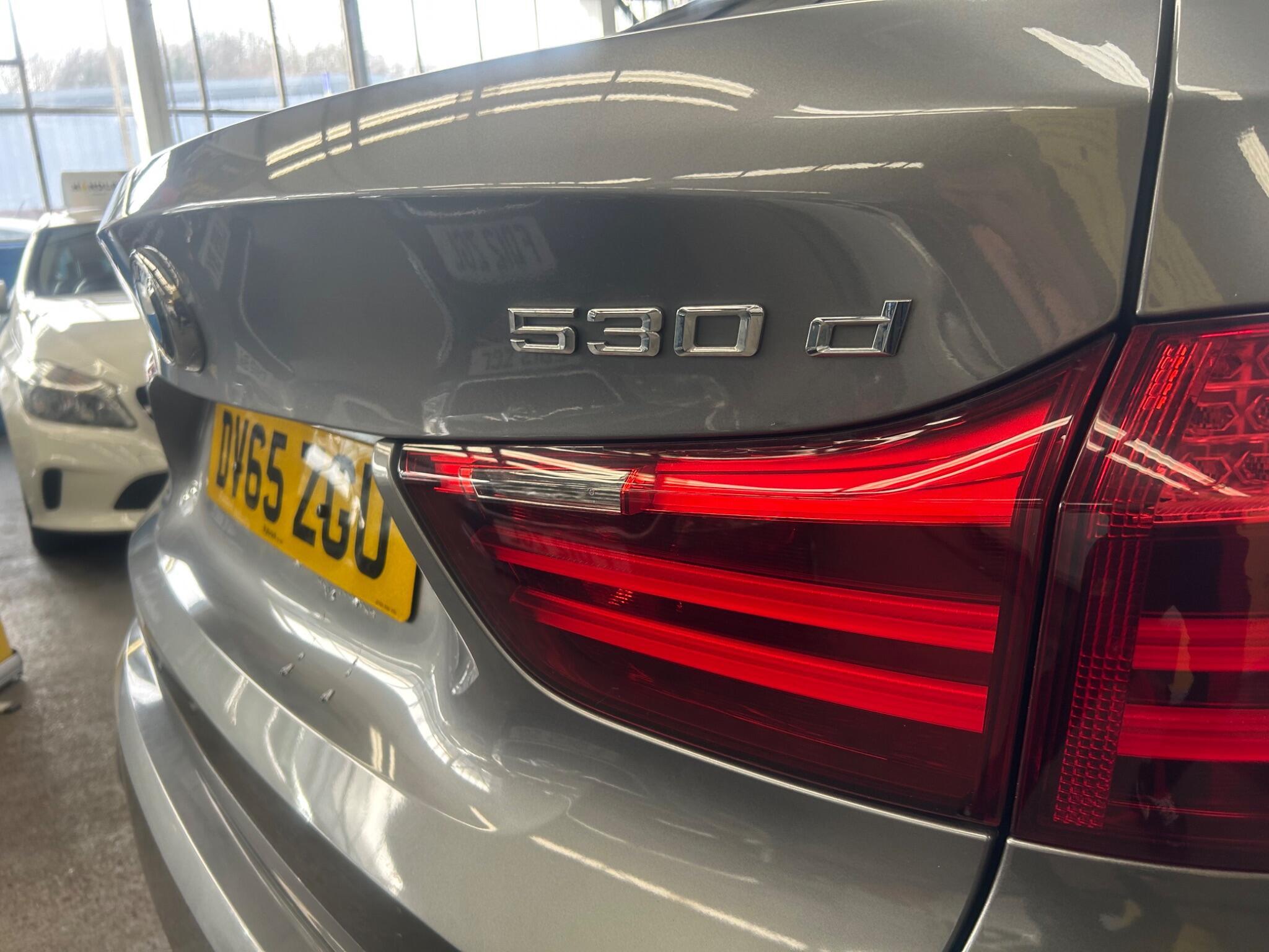 BMW 5 SERIES GRAN TURISMO - Image 32