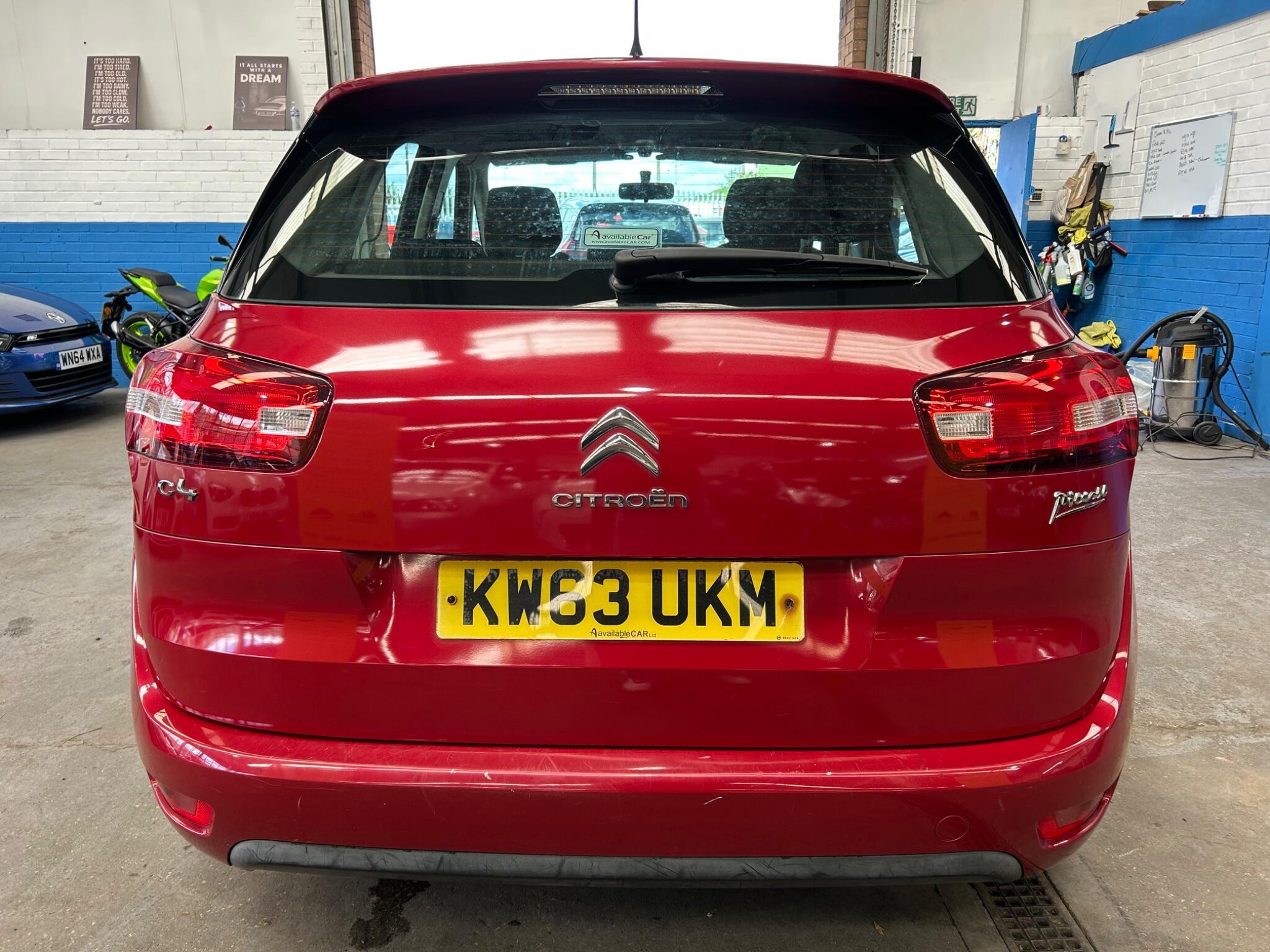 Citroen C4 Picasso - Image 7