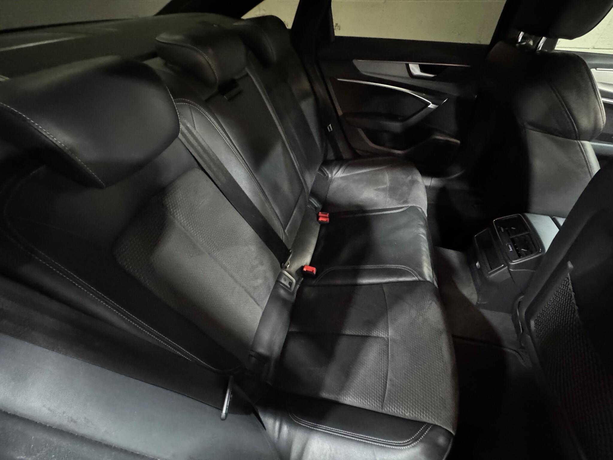 Audi A6 Saloon - Image 11