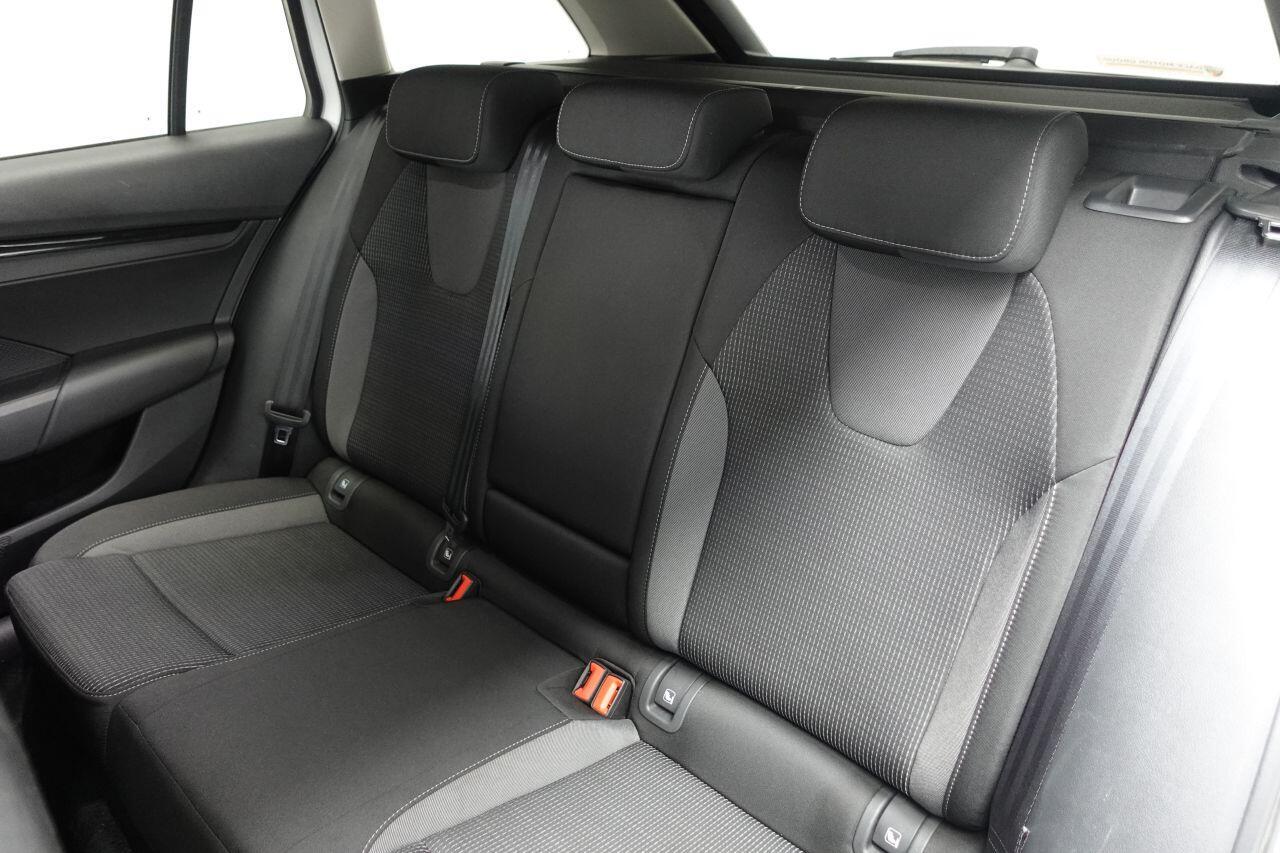 Skoda Octavia - Image 20