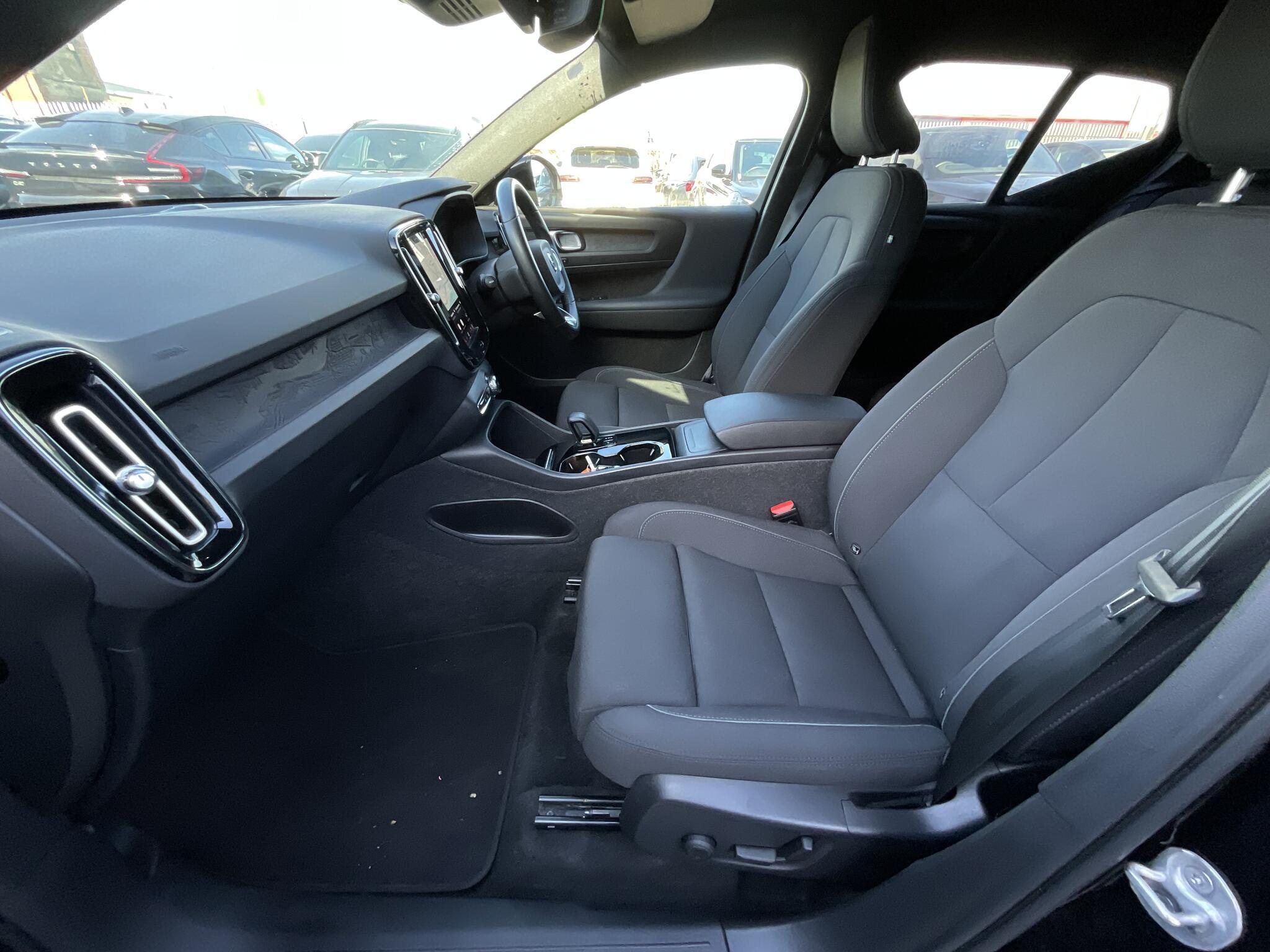 Volvo XC40 - Image 18