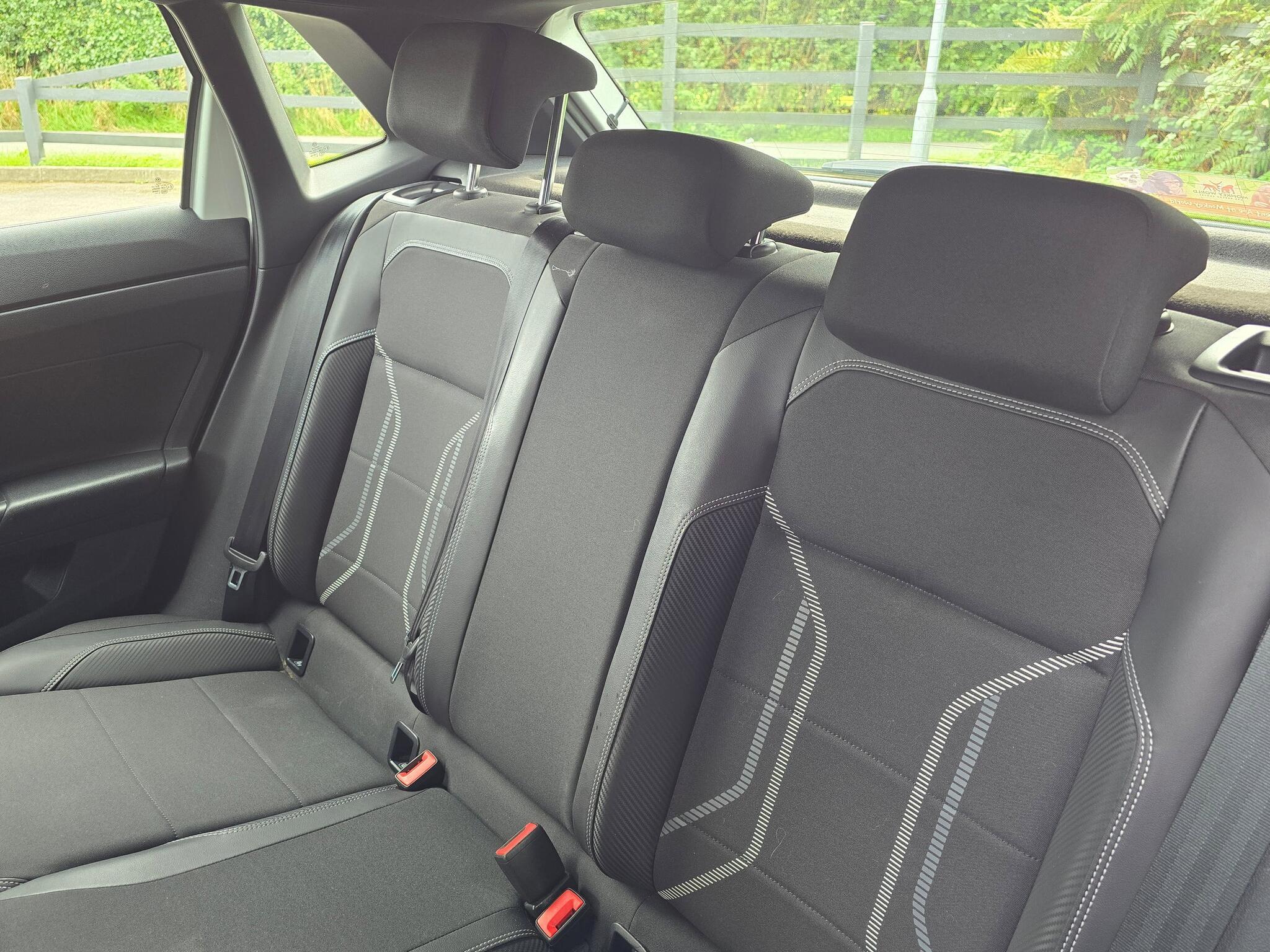 Volkswagen Polo - Image 5