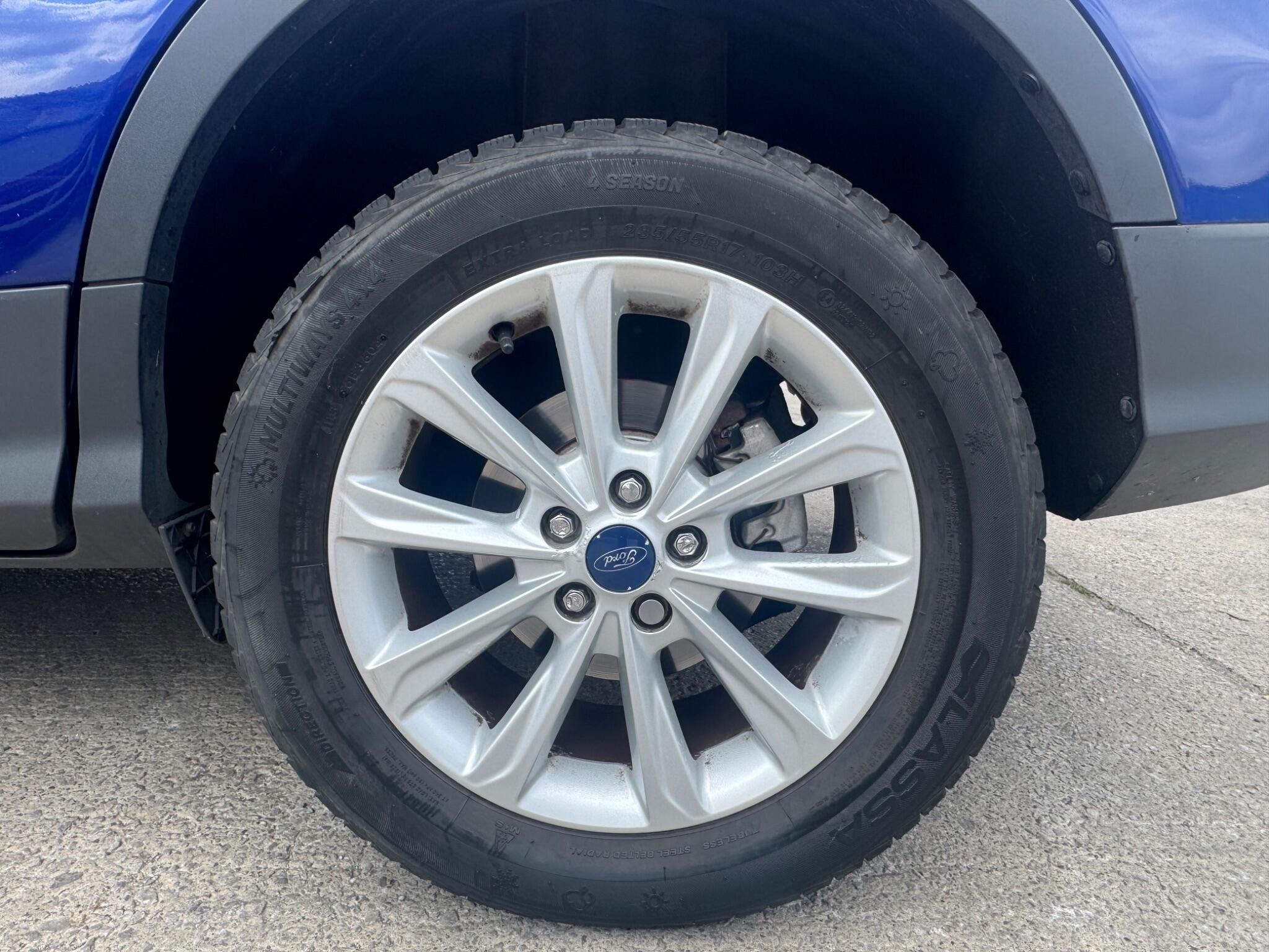 Ford Kuga - Image 10