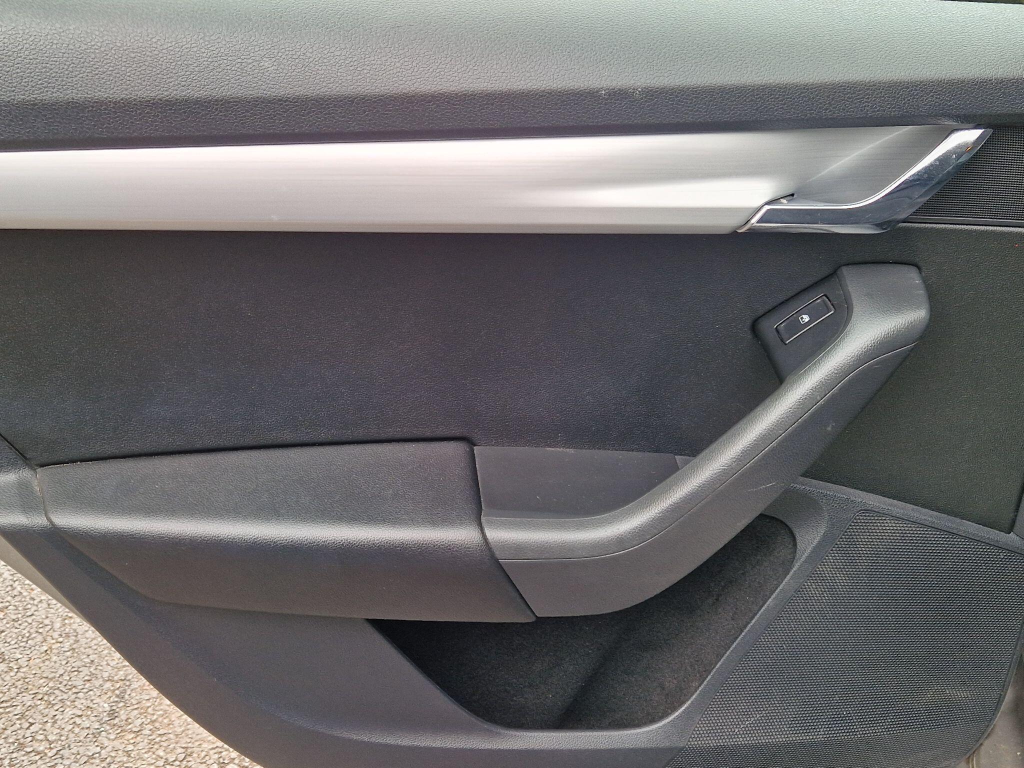 Skoda Octavia - Image 40