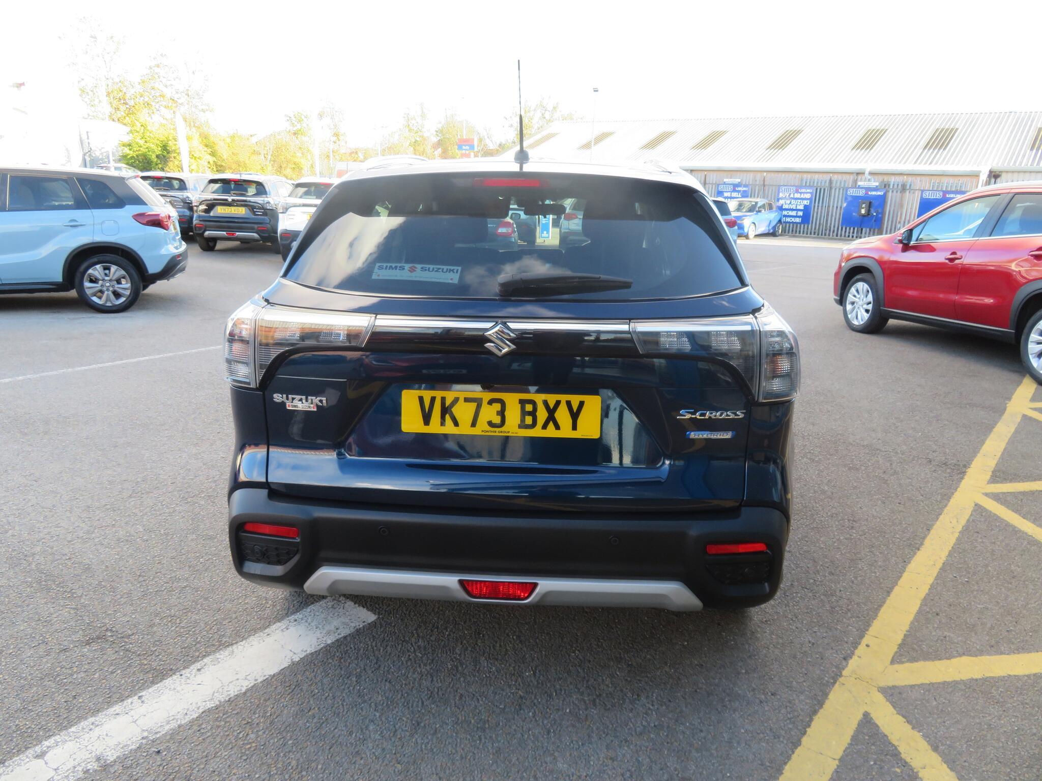 Suzuki S-Cross - Image 10