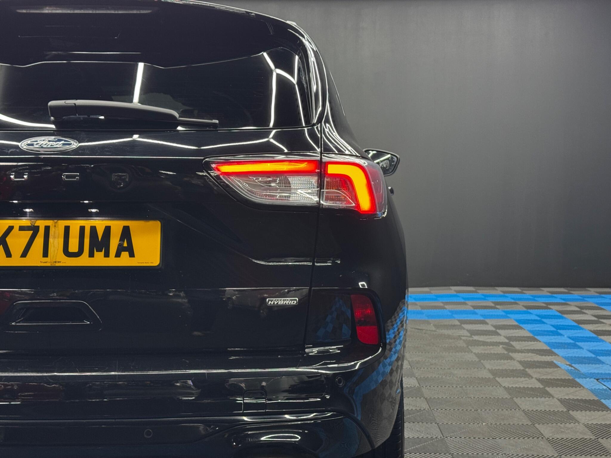 Ford Kuga - Image 44