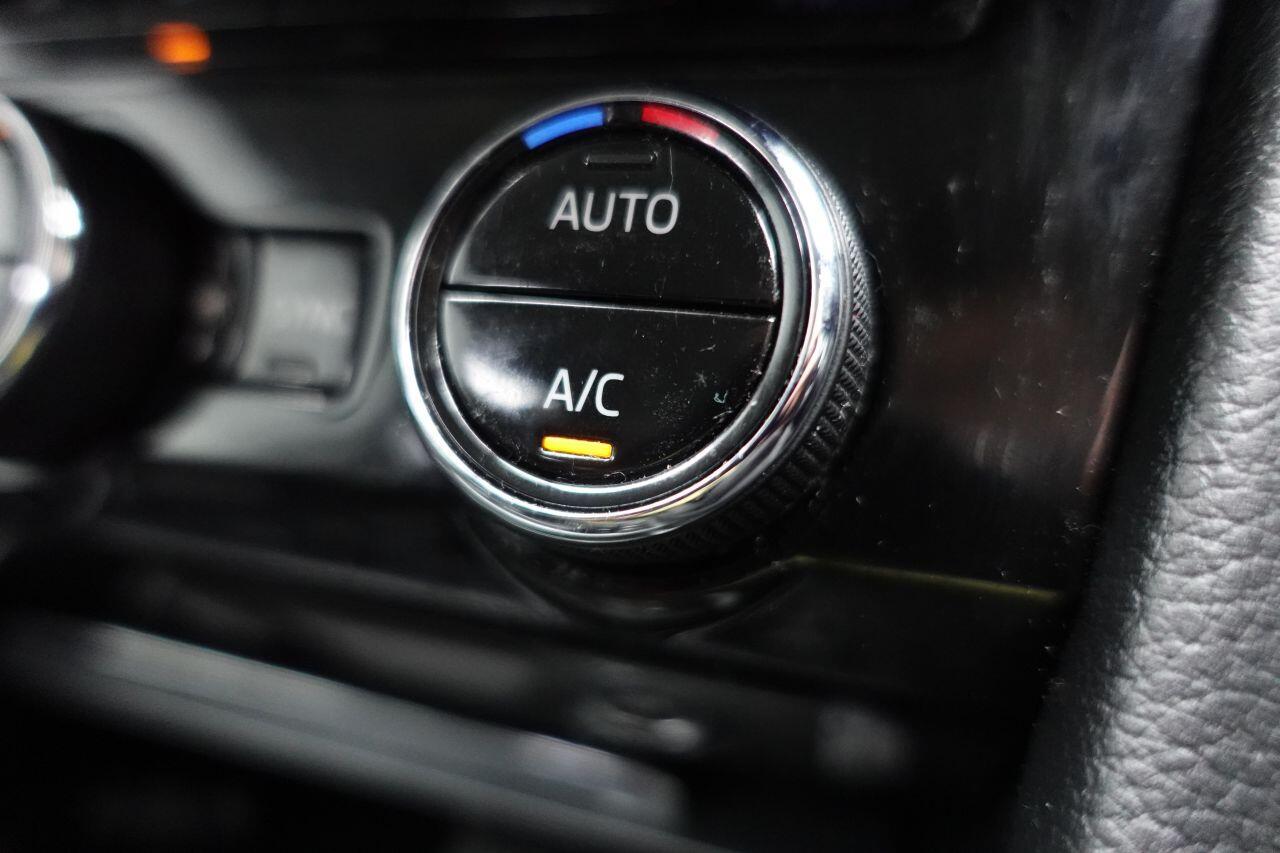 Skoda Superb - Image 41