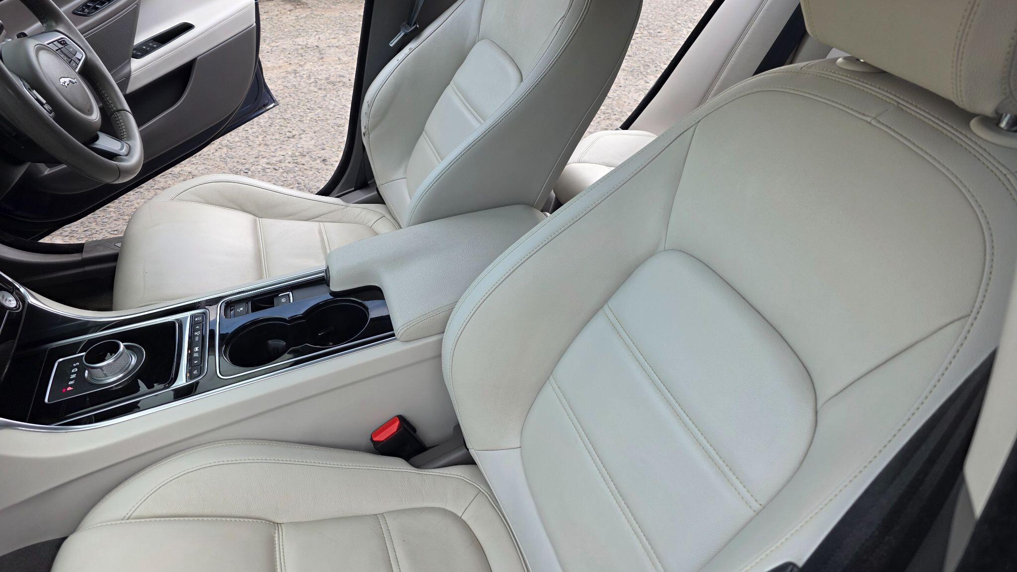 Jaguar XE - Image 34