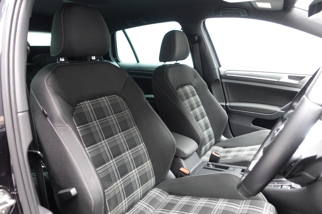 Volkswagen Golf - Image 3