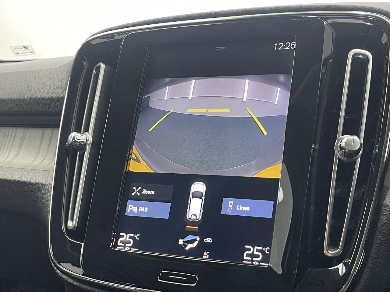 Volvo XC40 - Image 22