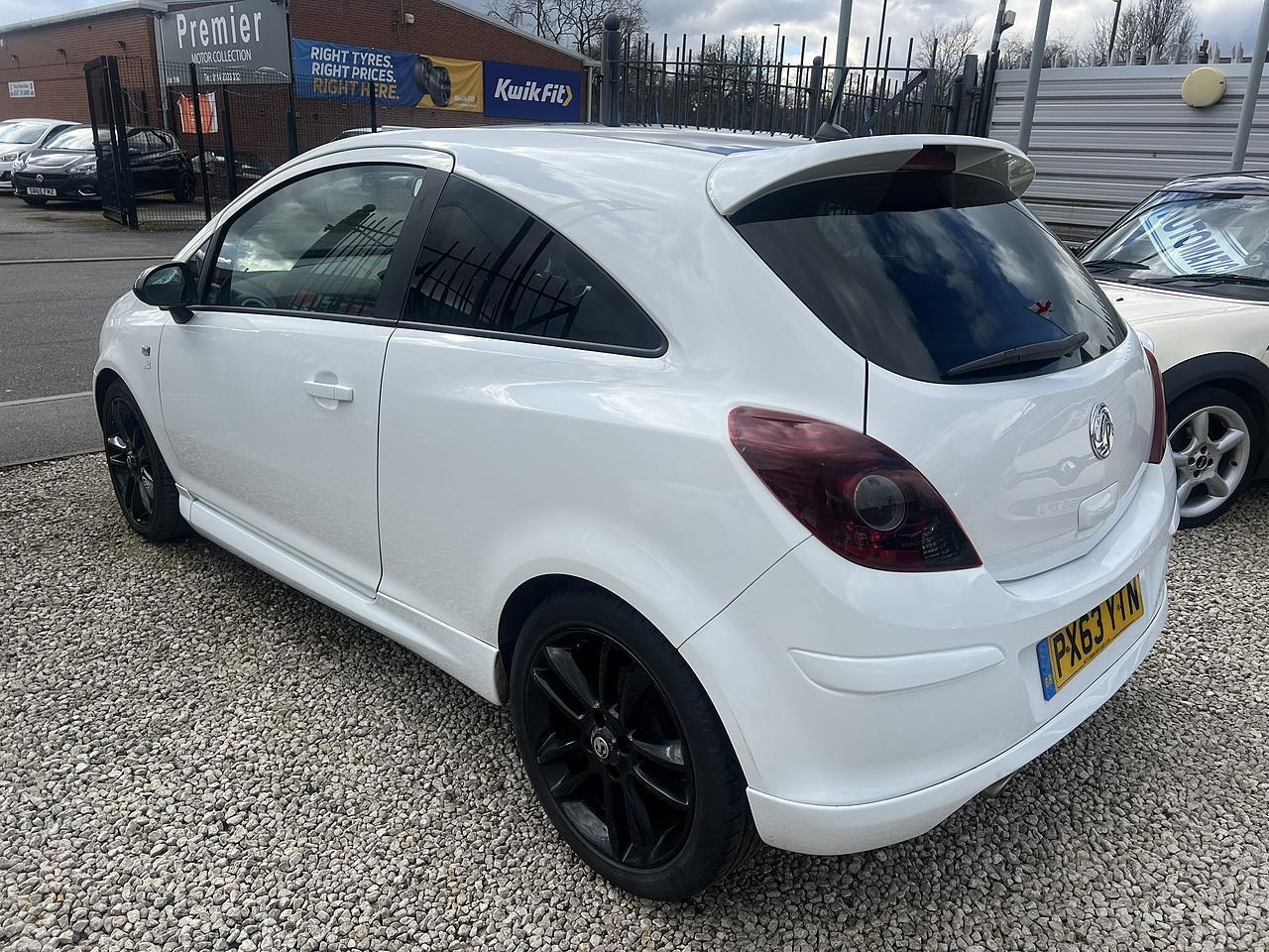Vauxhall Corsa - Image 4