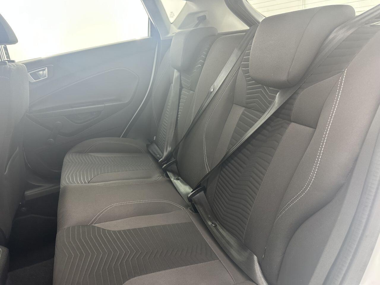 Ford Fiesta - Image 22