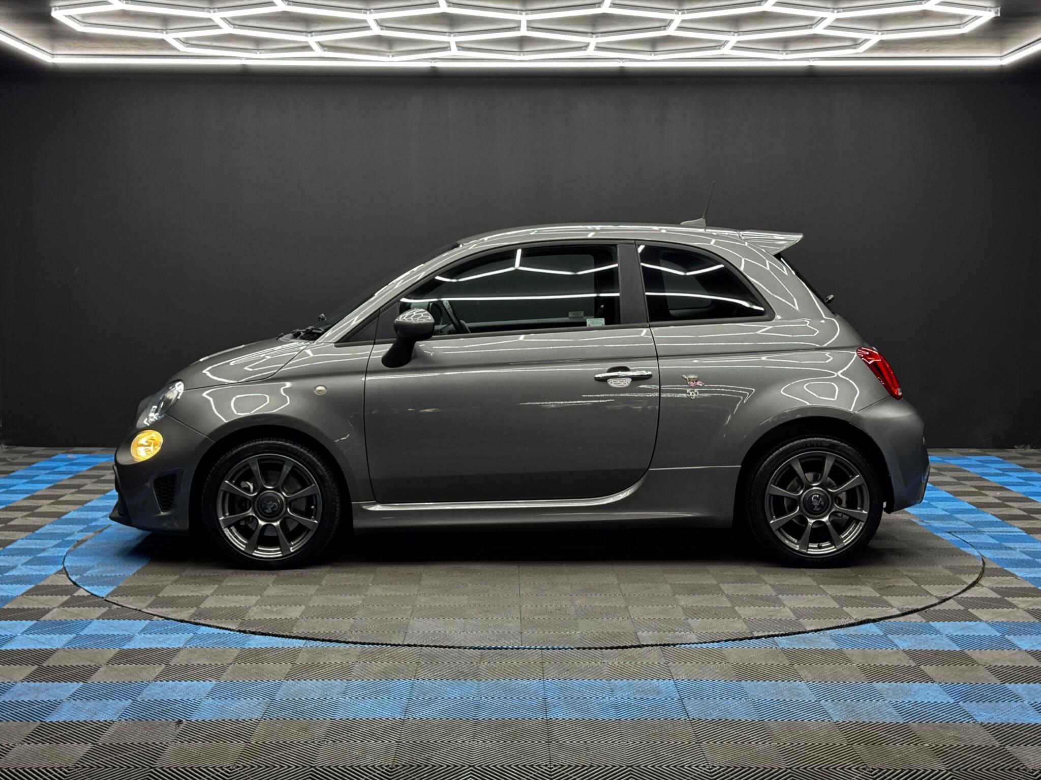 Abarth 595 - Image 8
