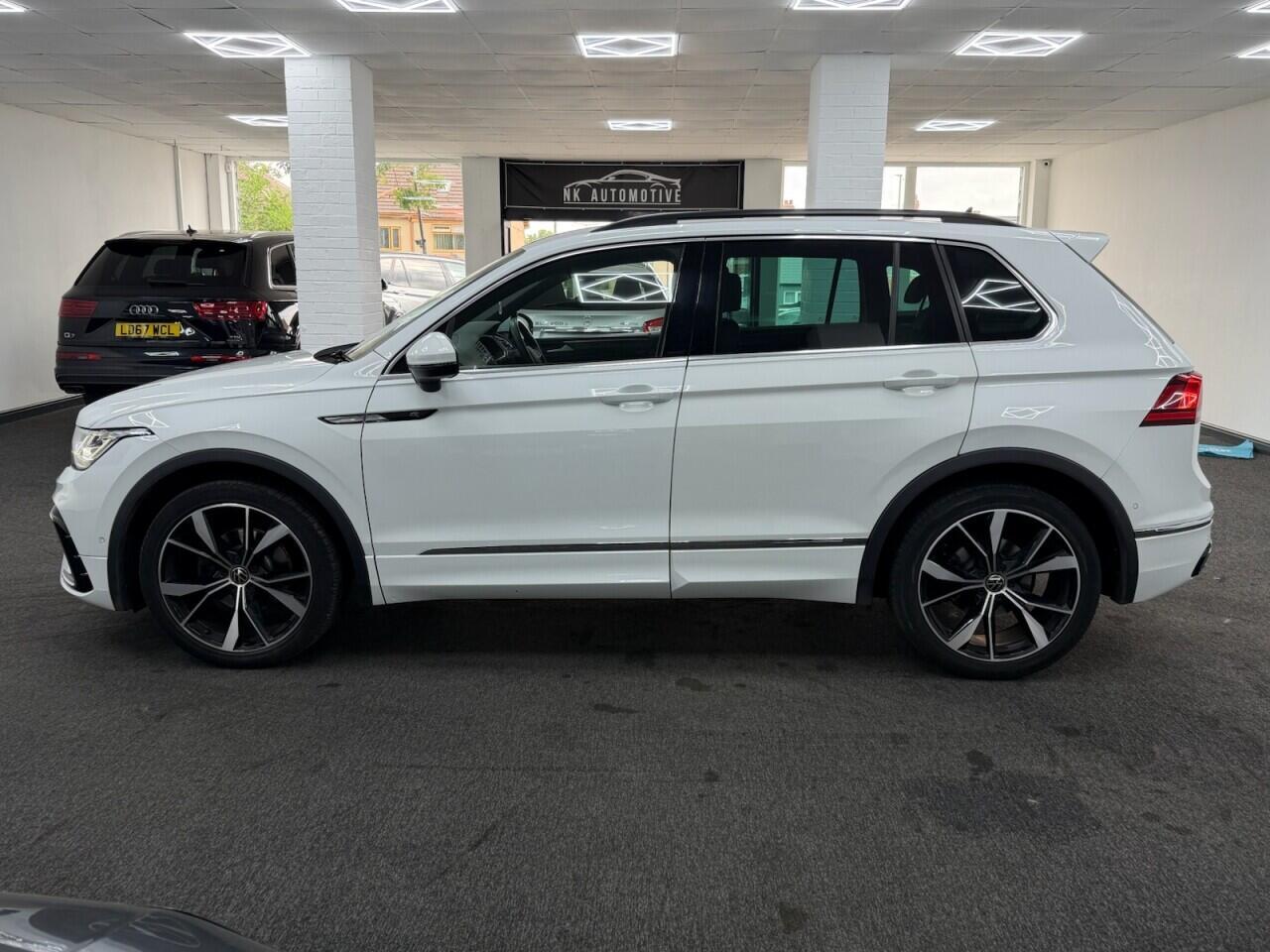 Volkswagen Tiguan - Image 7