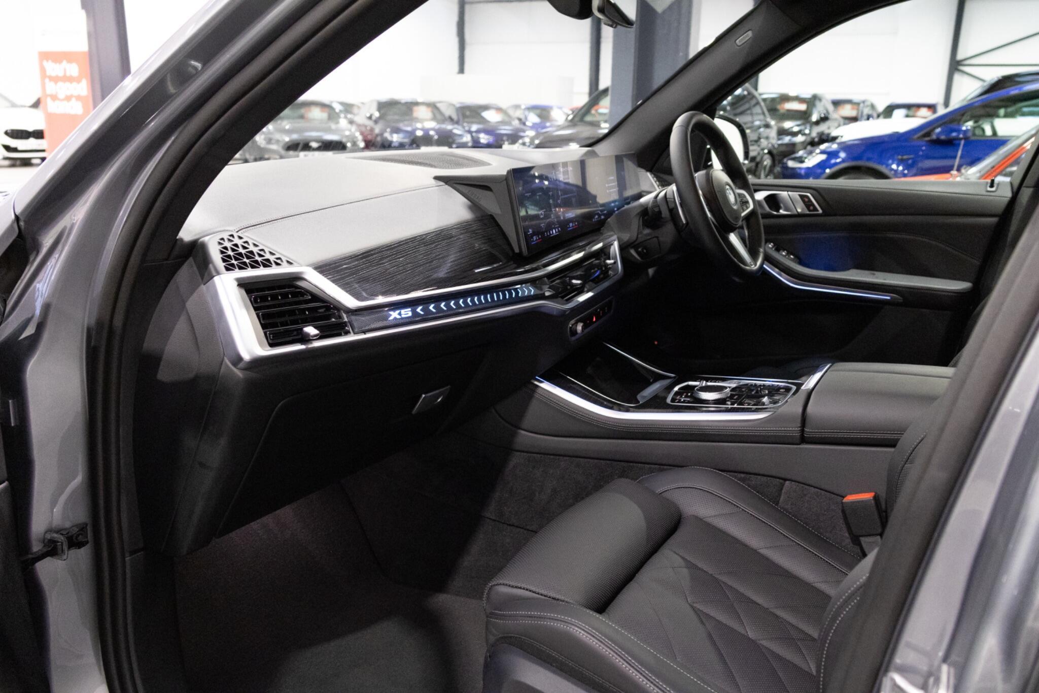 BMW X5 - Image 18