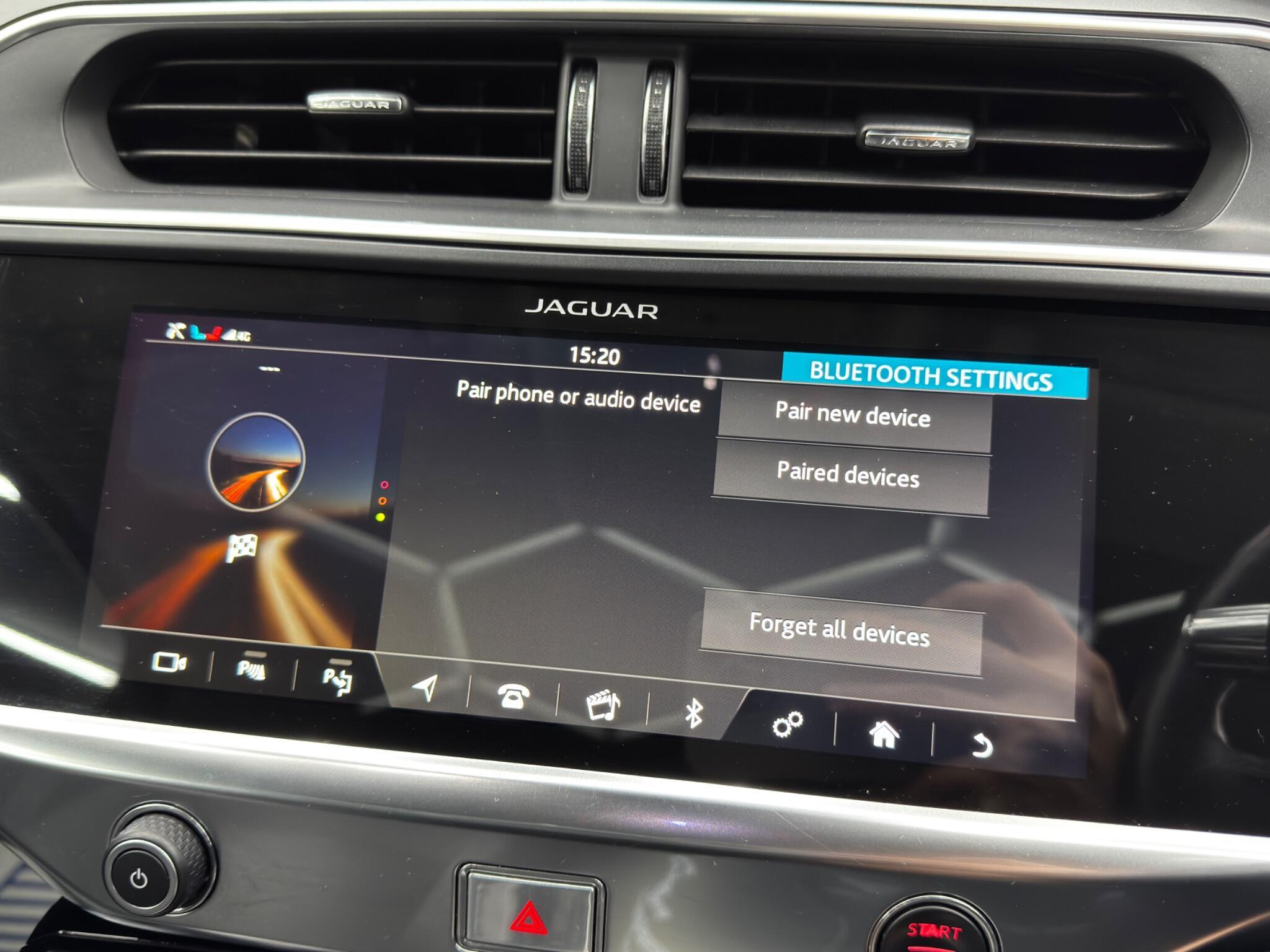 Jaguar I-Pace - Image 30