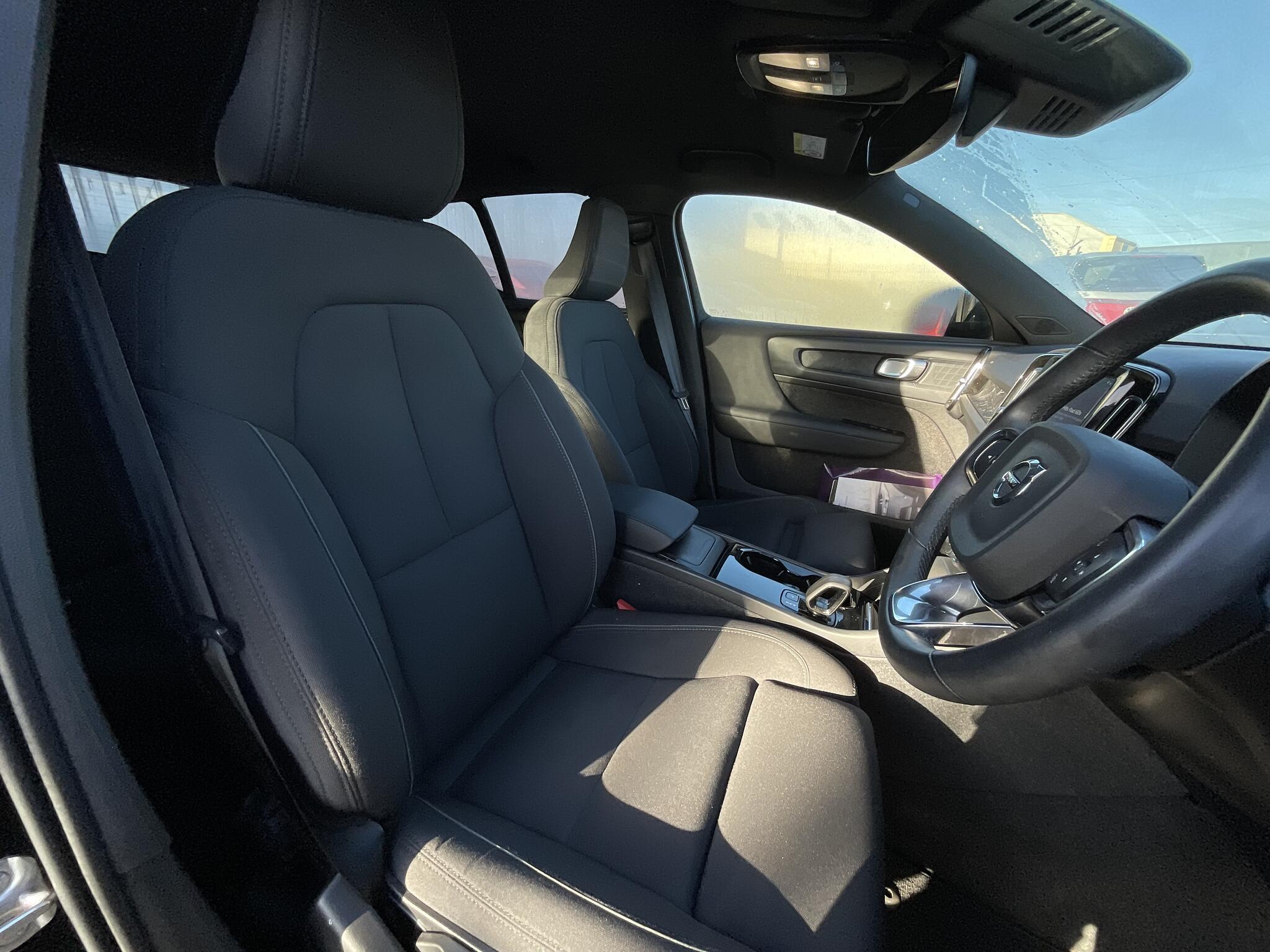 Volvo XC40 - Image 8