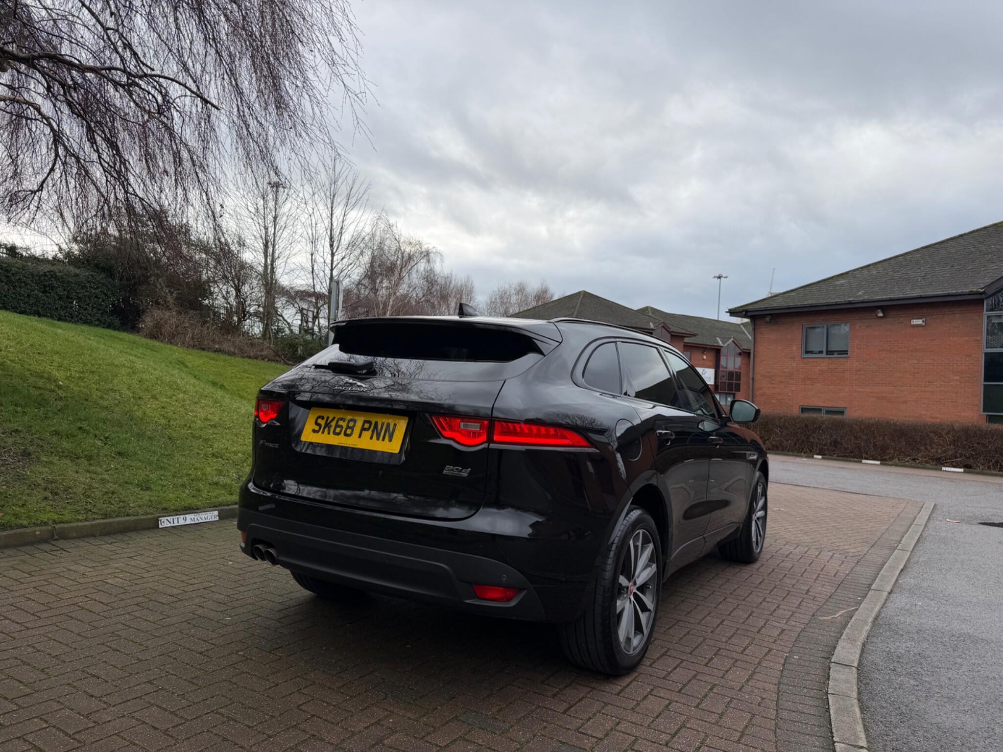 Jaguar F-Pace - Image 21