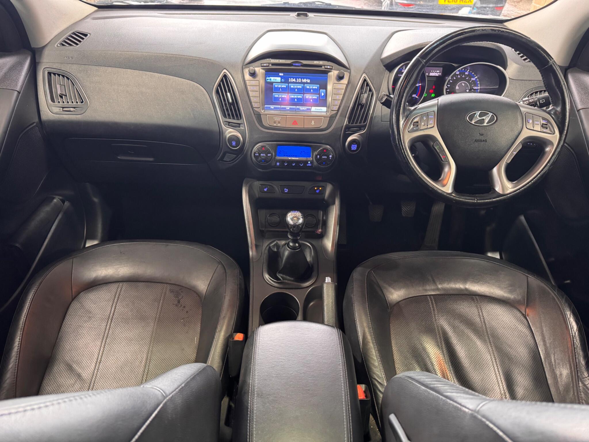 Hyundai ix35 - Image 39