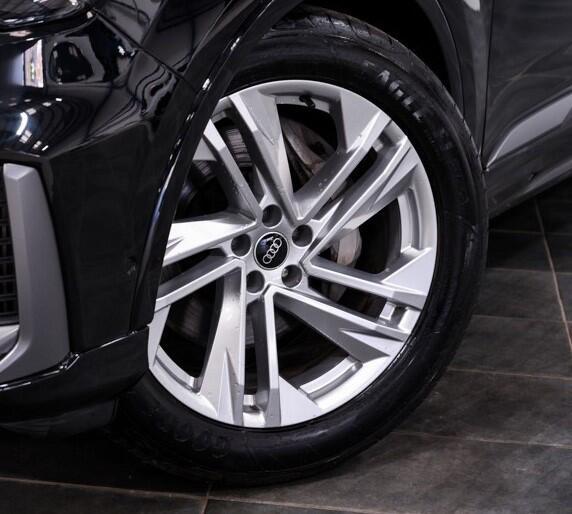 Audi Q7 - Image 31