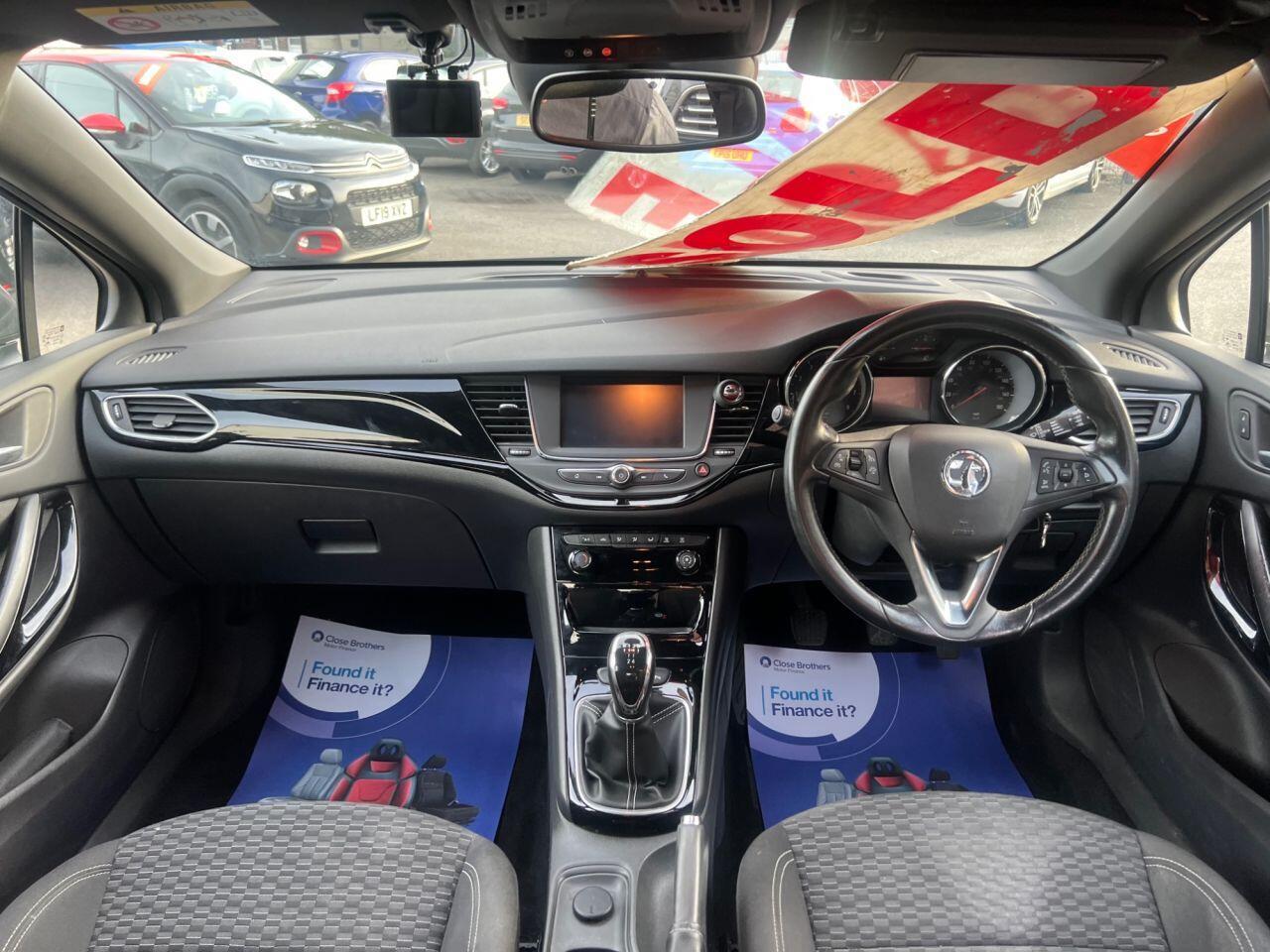 Vauxhall Astra - Image 17