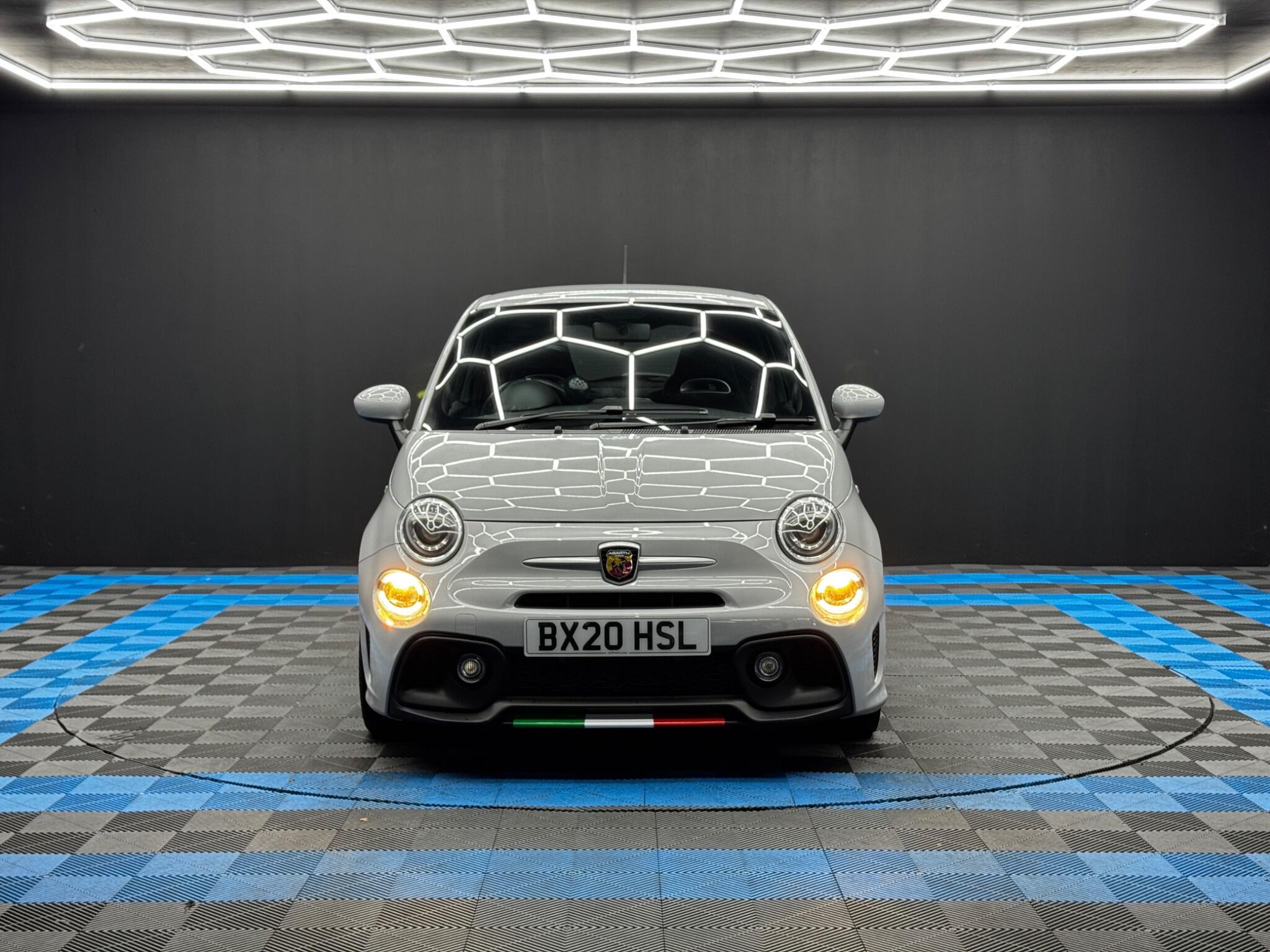 Abarth 595 - Image 2