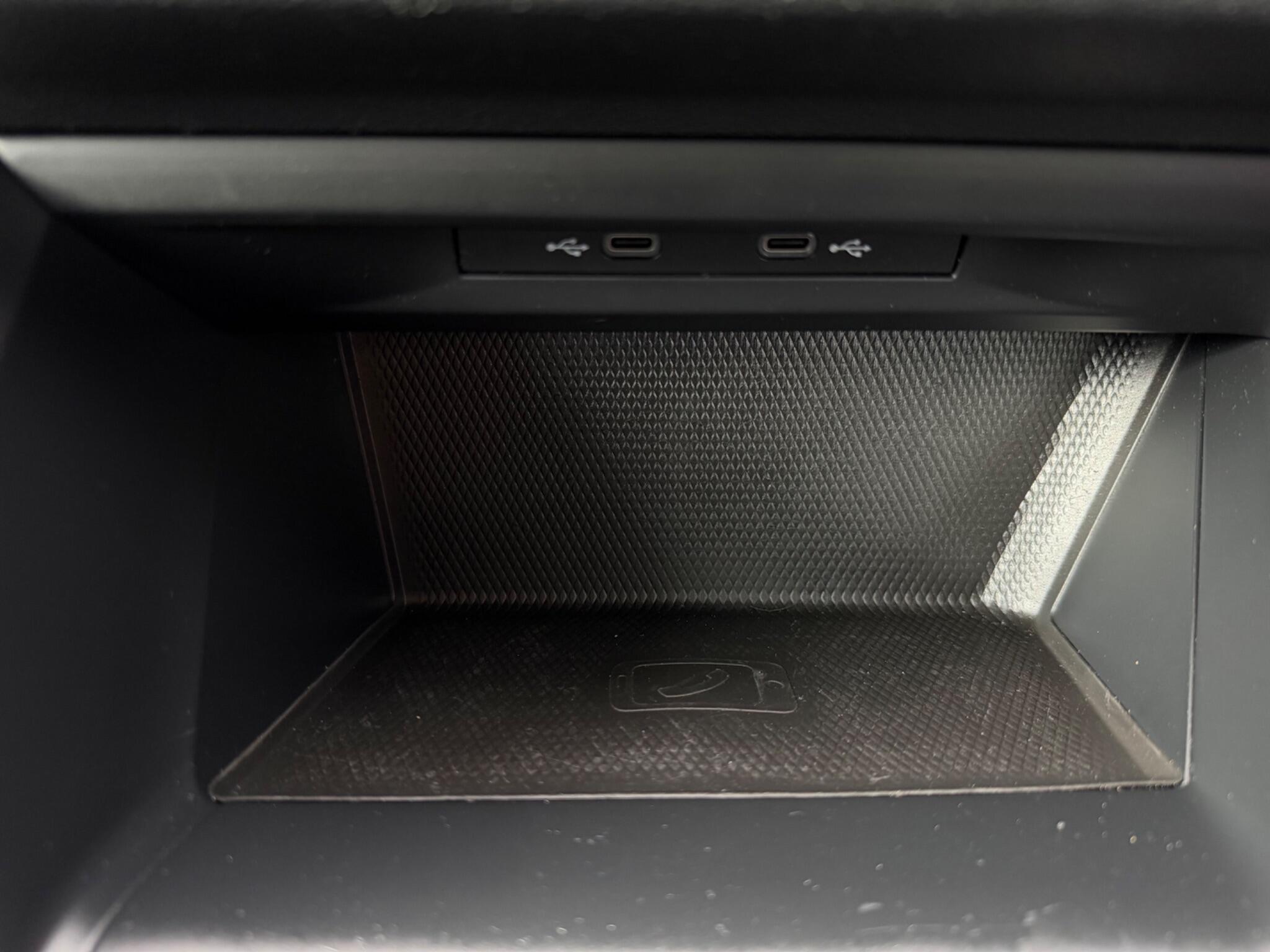 Volkswagen Golf - Image 66