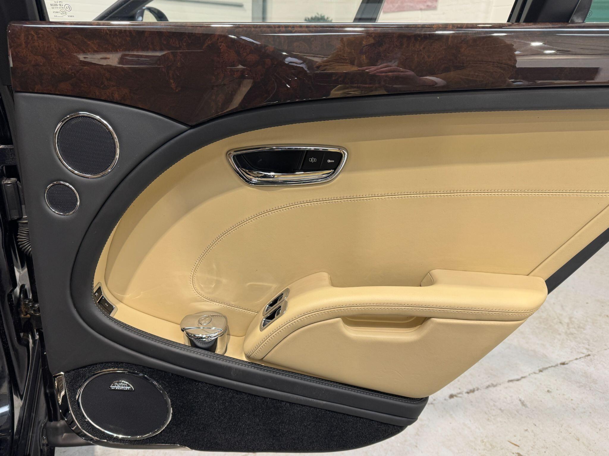 Bentley Mulsanne - Image 58