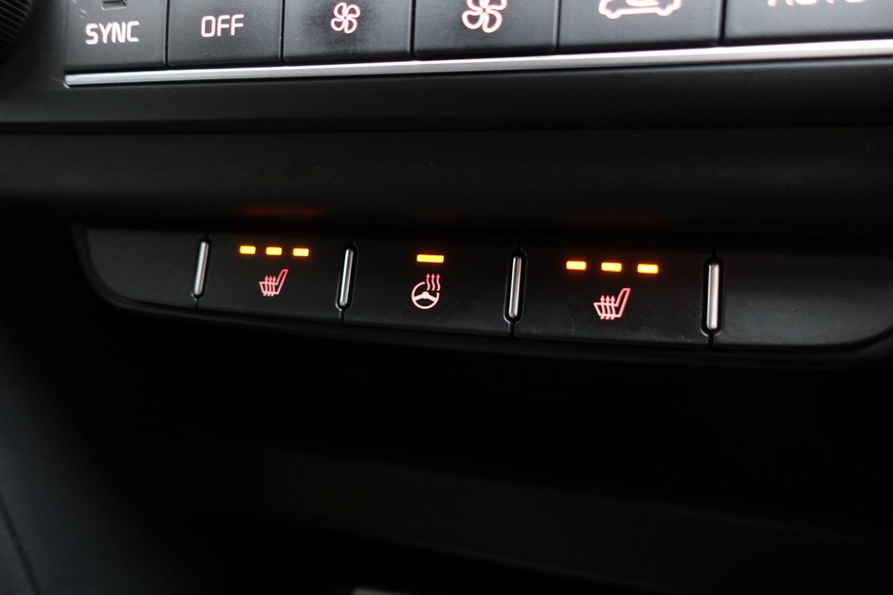 Kia ProCeed - Image 28