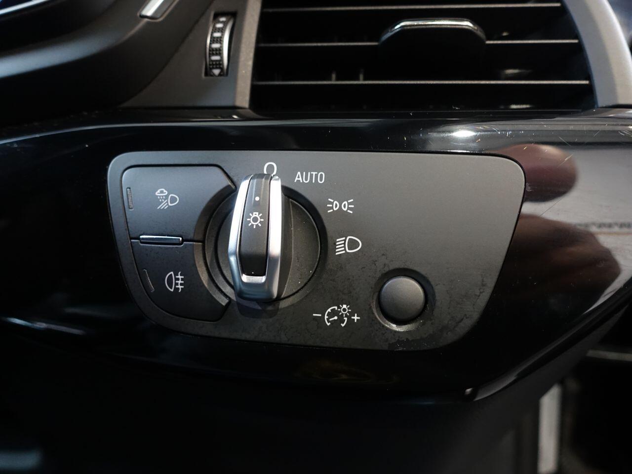 Audi A4 Avant - Image 31