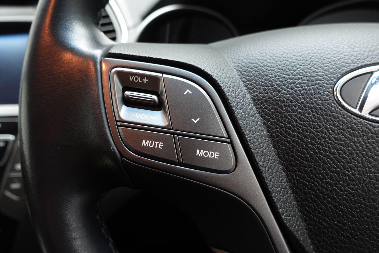 Hyundai Santa Fe - Image 25