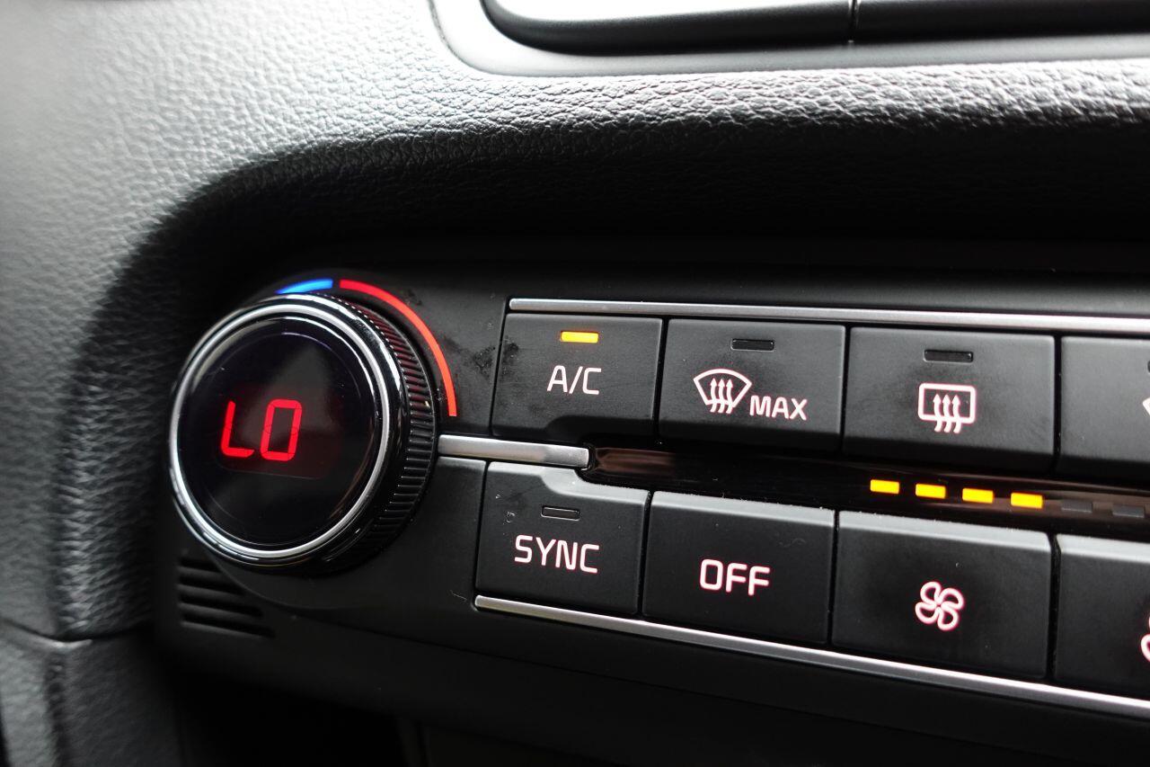 Kia ProCeed - Image 26