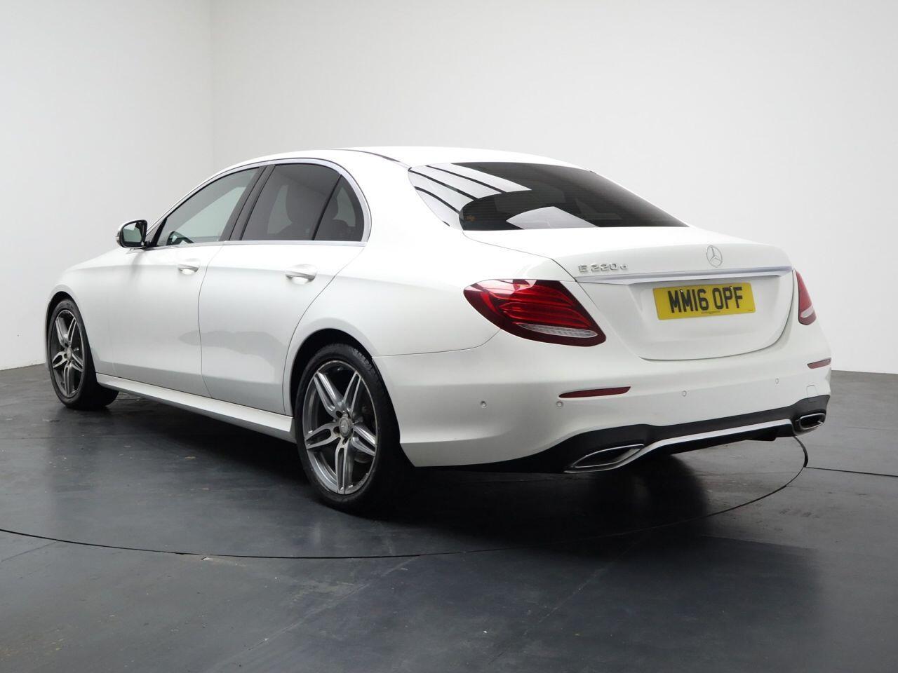 Mercedes-benz E Class - Image 9
