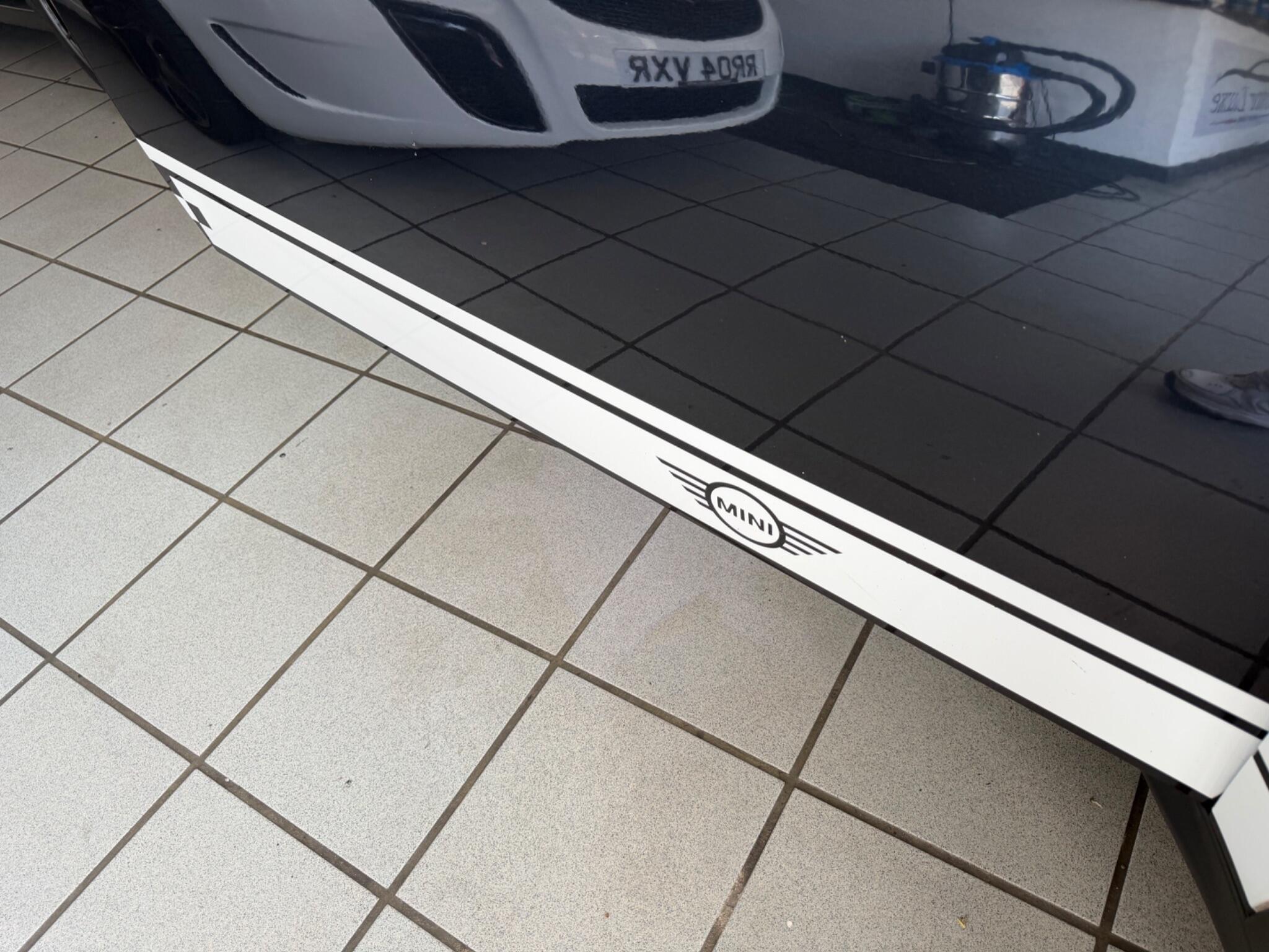 MINI Hatch - Image 15